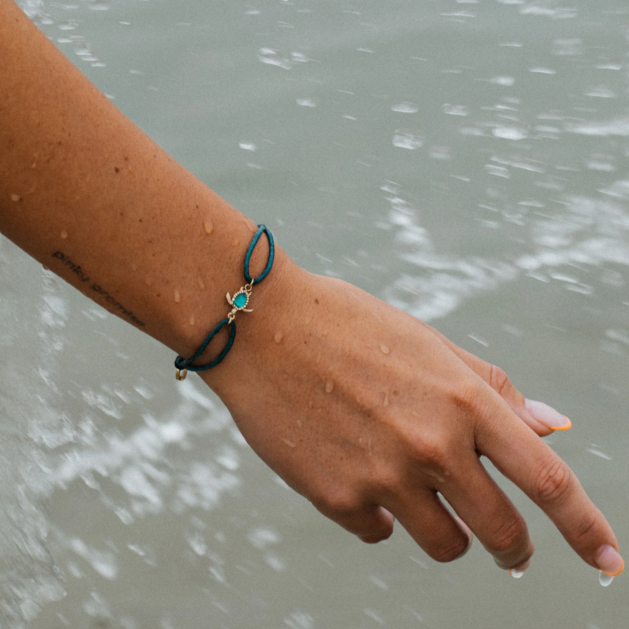 Turtle Bracelet Aquamarine Gold