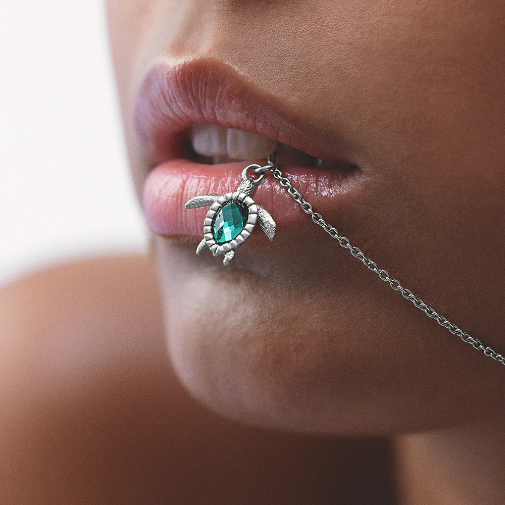 Turtle Mono Necklace Aquamarine Silver