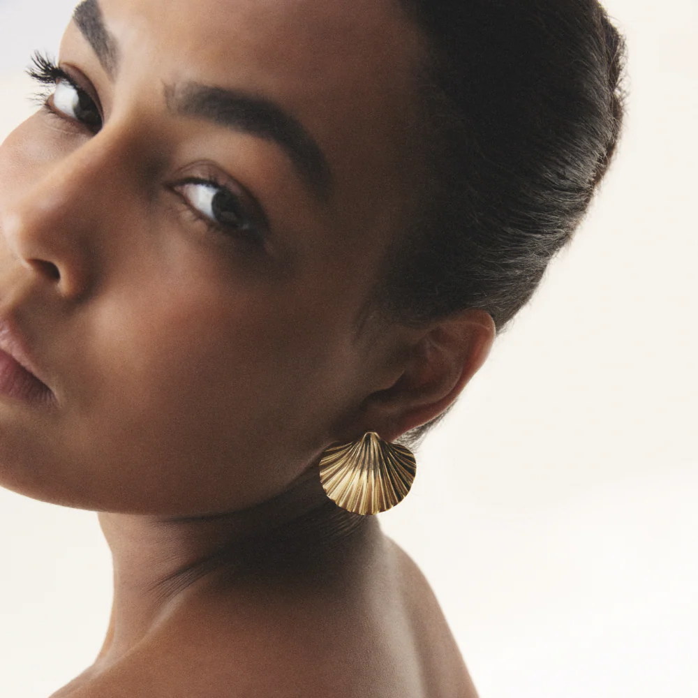 Scallop Big Earring Gold
