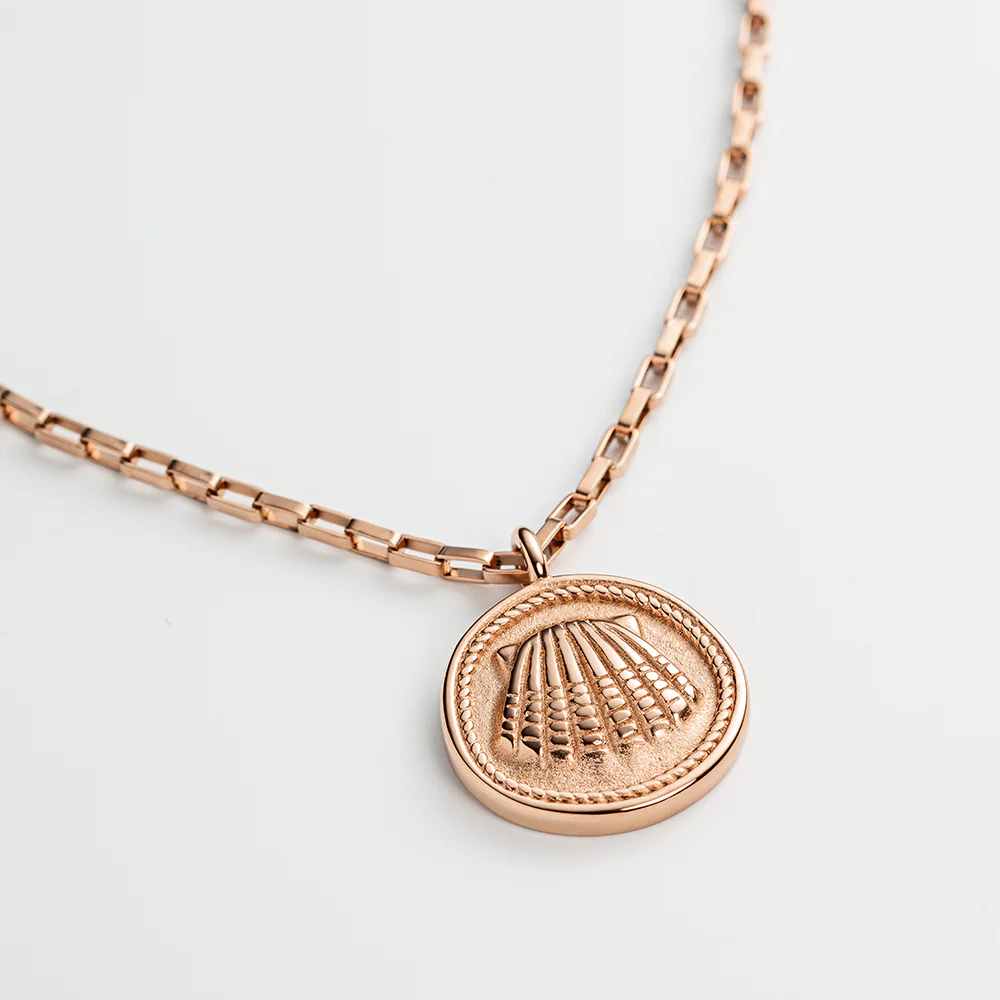 Scallop Necklace Rose Gold