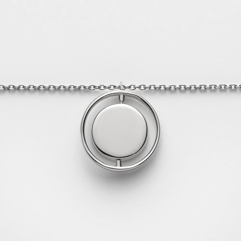 Windrose Twister Necklace Silver
