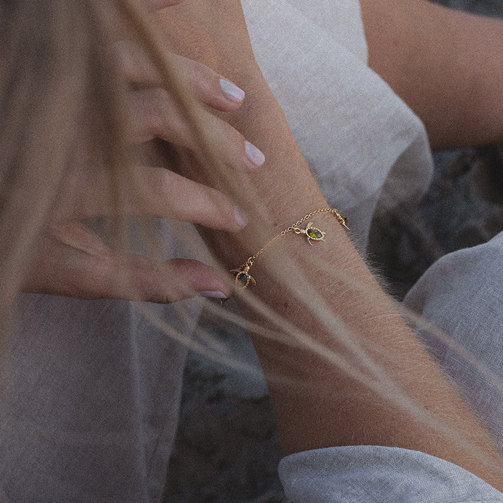 Turtle Bracelet Gold