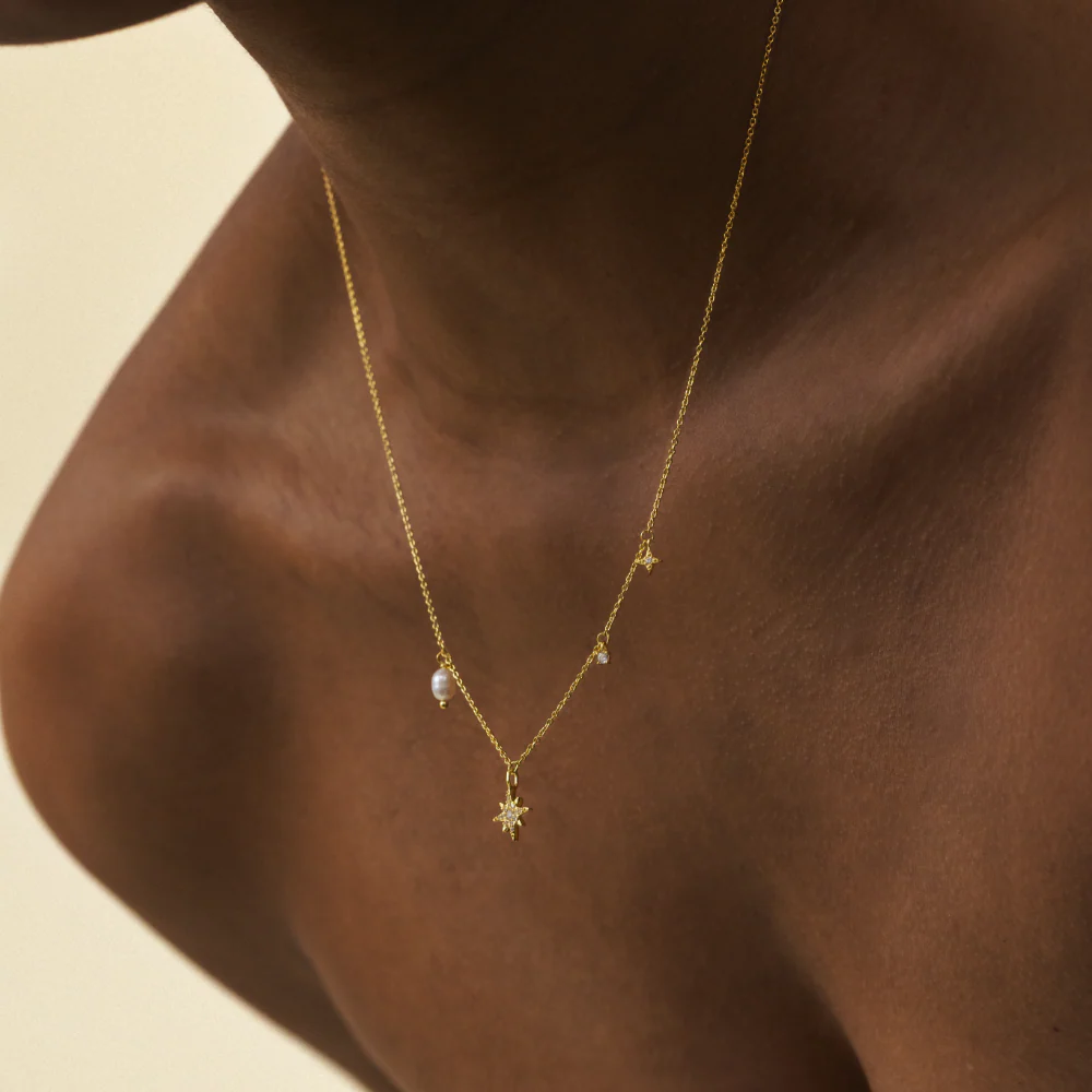 Windrose Celestial Necklace Gold