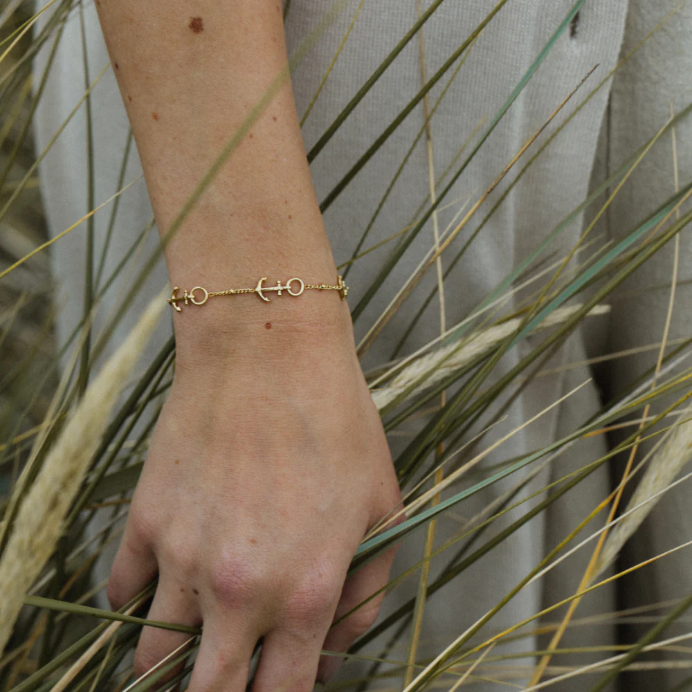 The Anchor II bracelet gold
