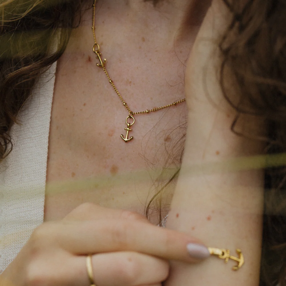 The Anchor II Necklace Gold