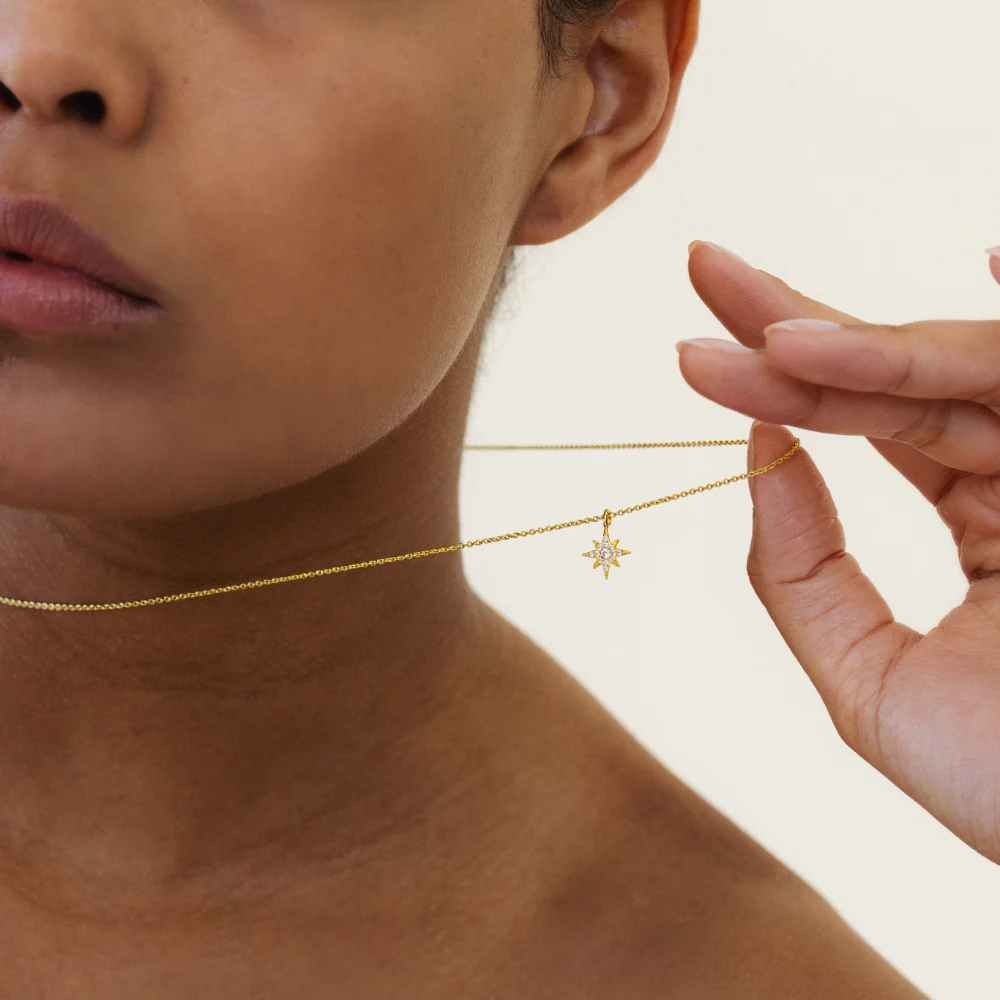 Windrose Mono Necklace Gold