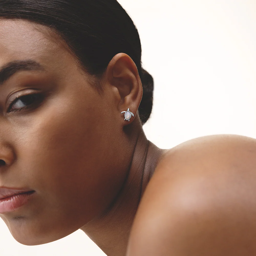 Turtle Earring White Breeze Silver