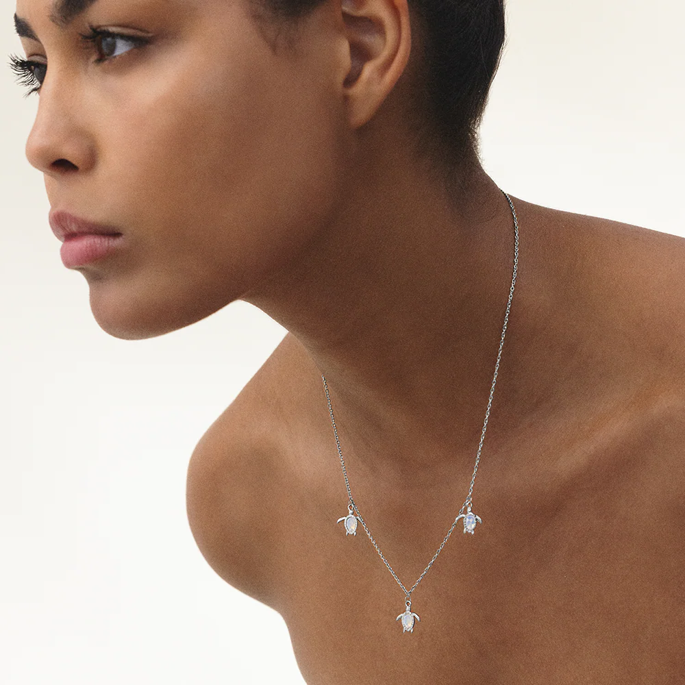 Turtle Necklace White Breeze Silver