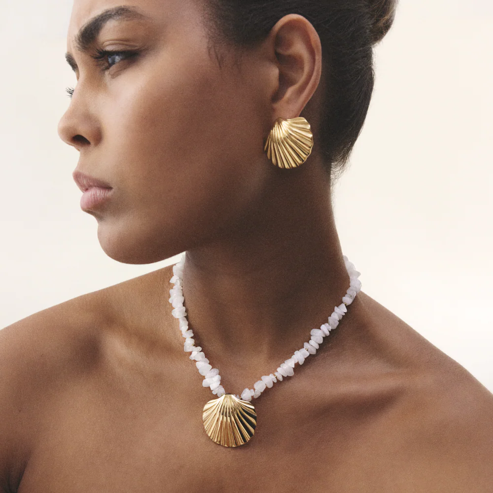 Scallop Big Necklace Gold