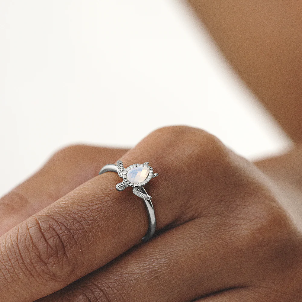 Turtle Ring White Breeze Silver