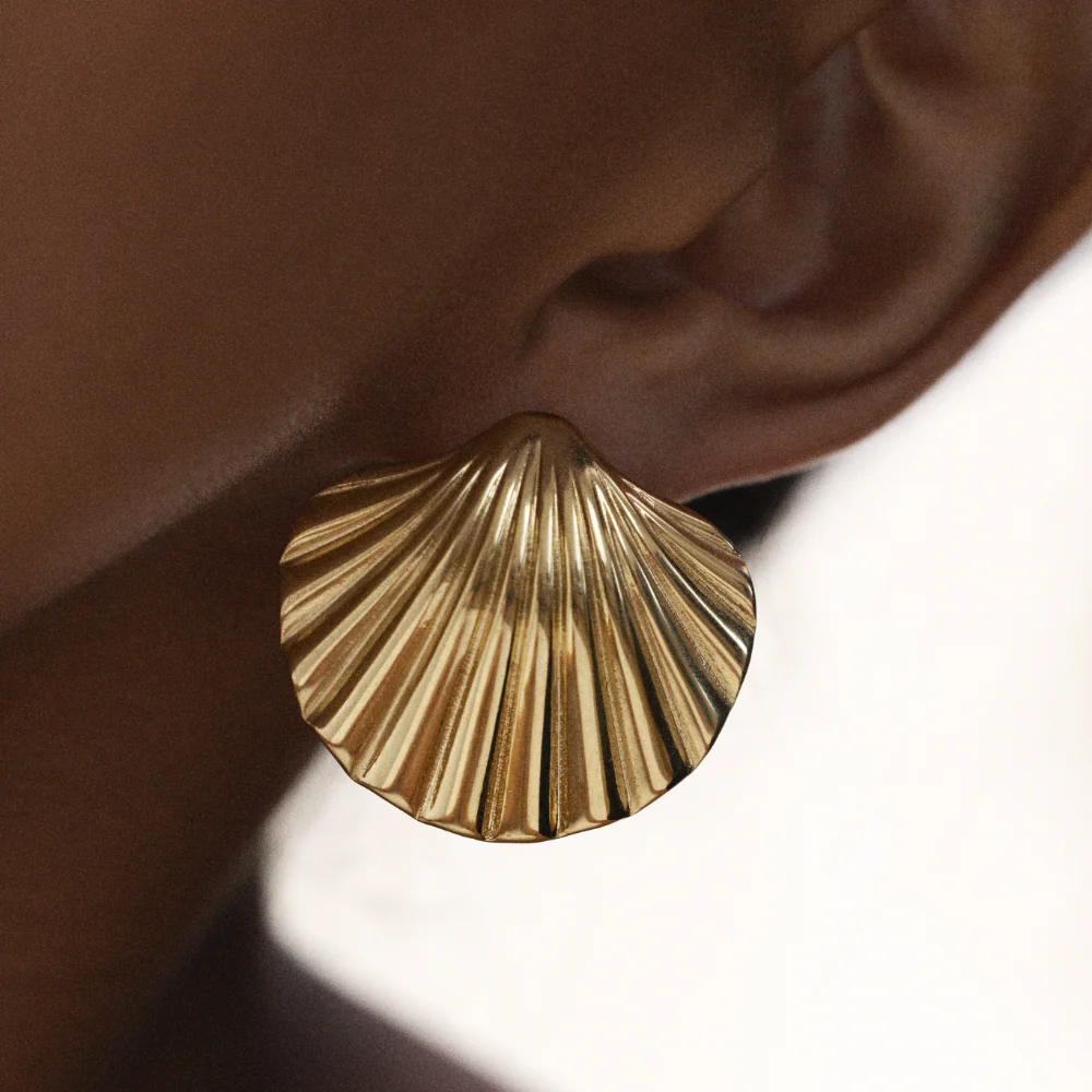 Scallop Big Earring Gold