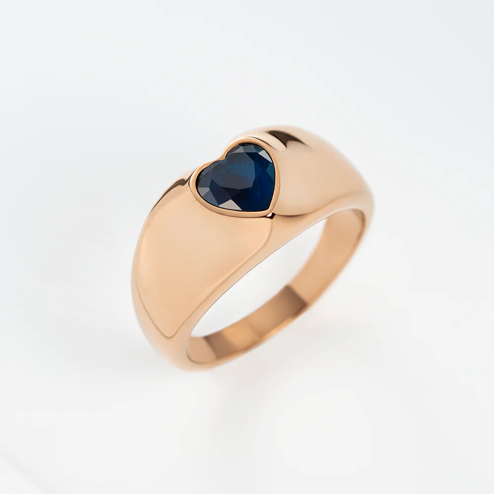 Bold Heart Ring Rose Gold
