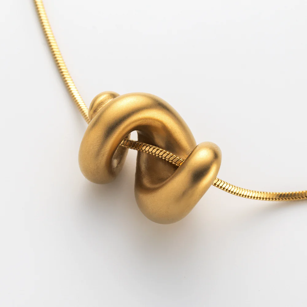 Waves Motion Necklace Gold
