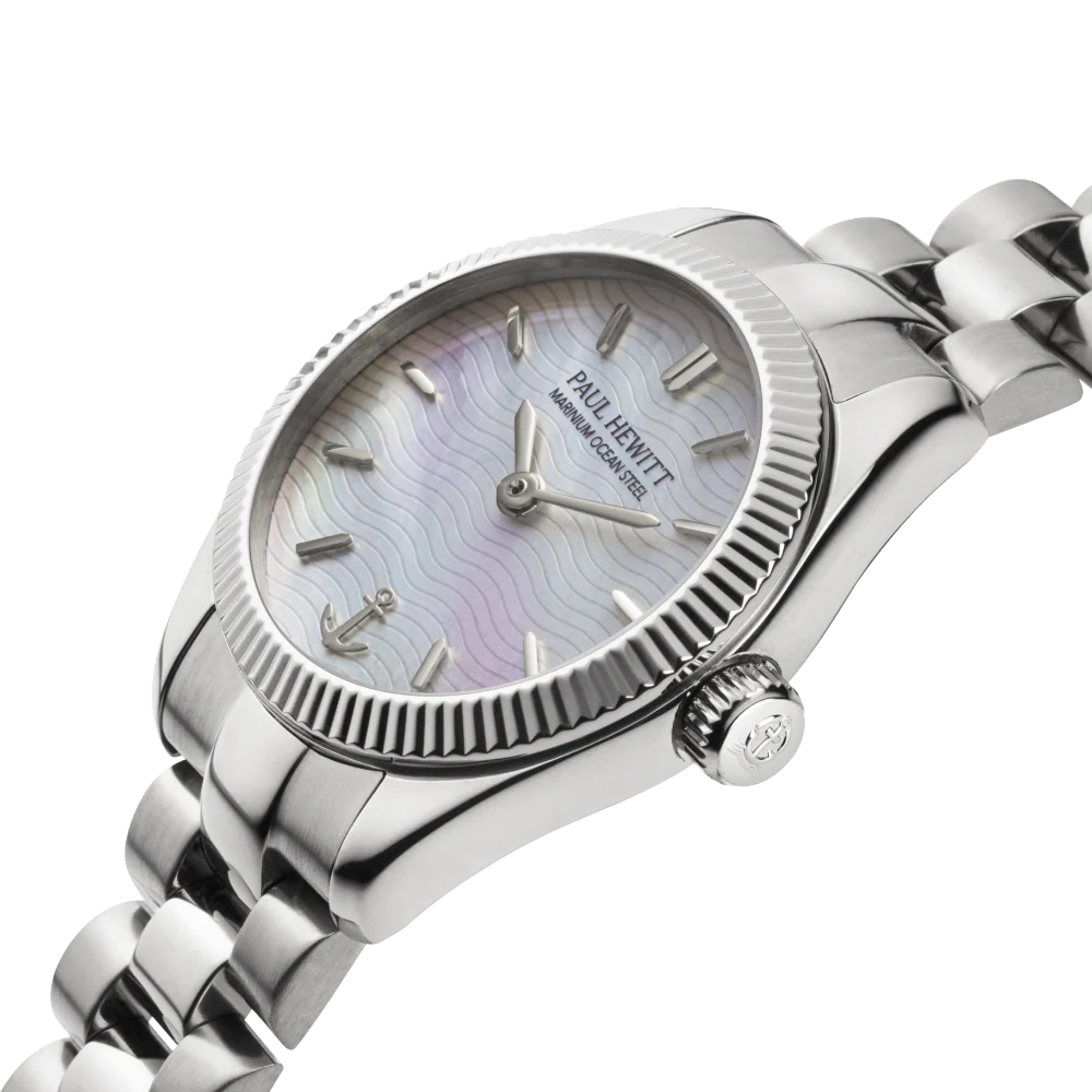 Petit Soleil Round Watch Silver Pearl