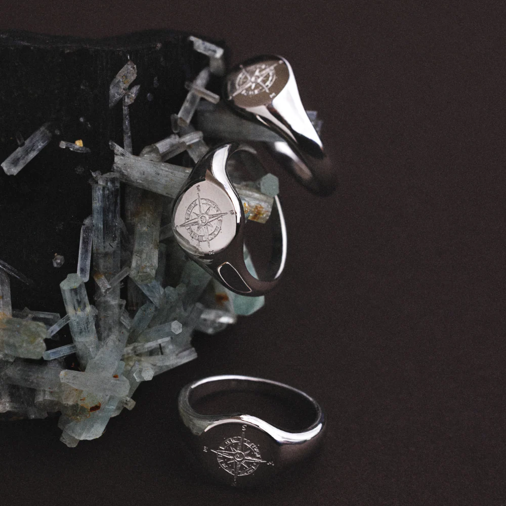 Men's Signet ring wind rose silver