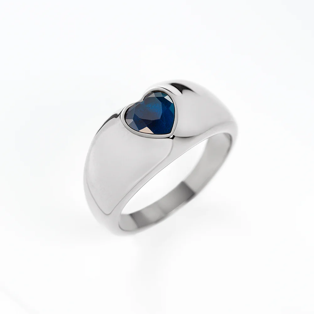Bold Heart Ring Silver