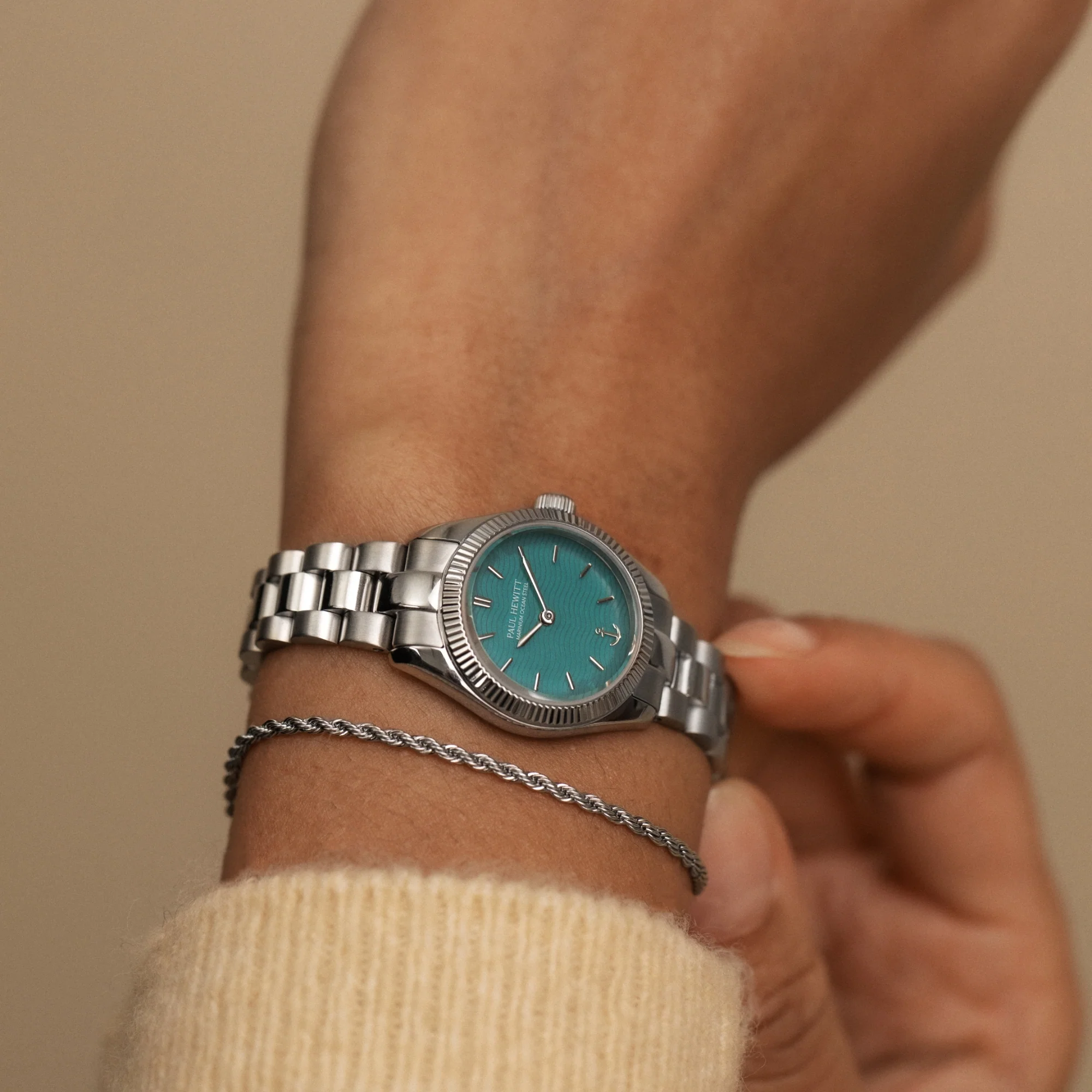 Petit Soleil Round Watch Silver Turquoise