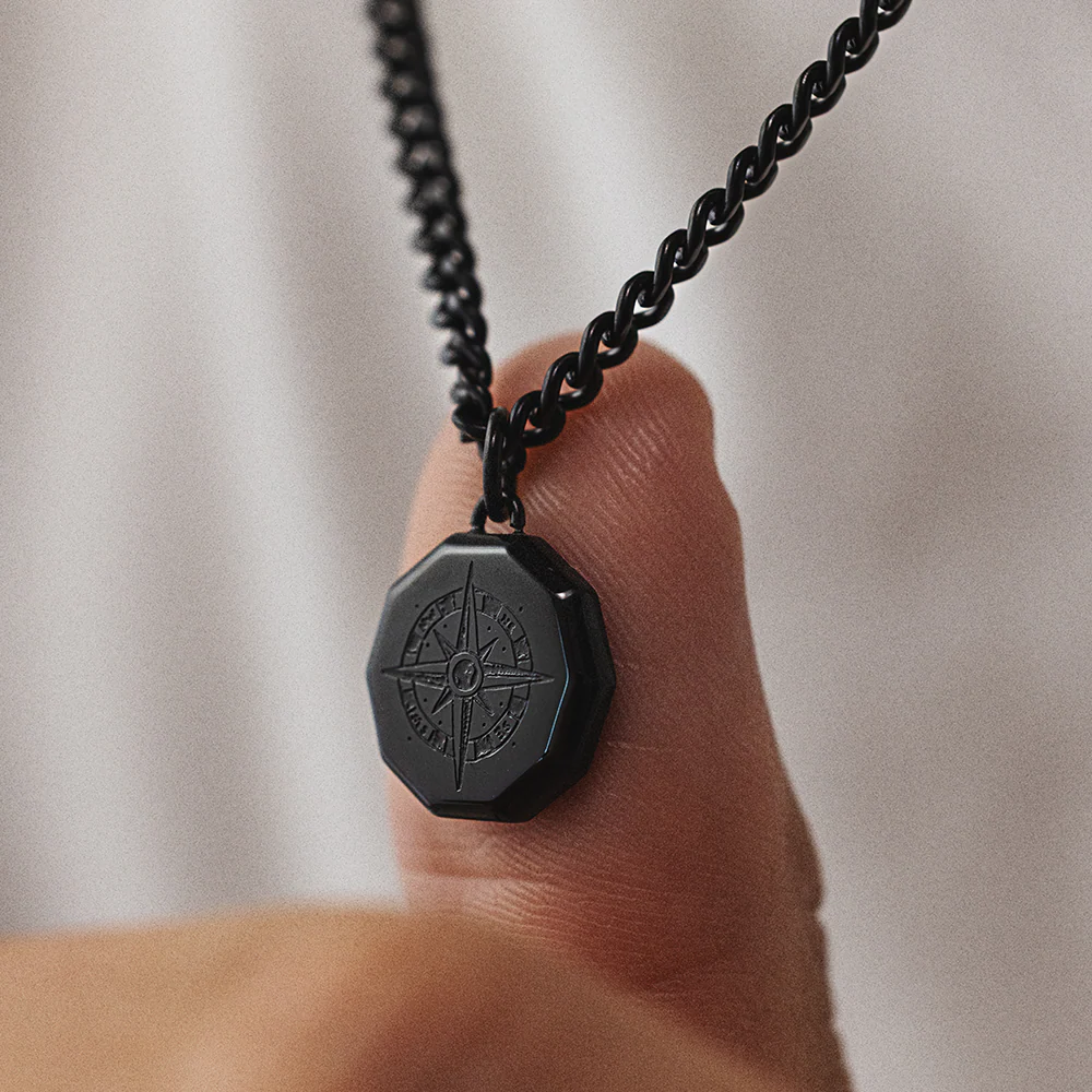 Men's Windrose III Necklace Black