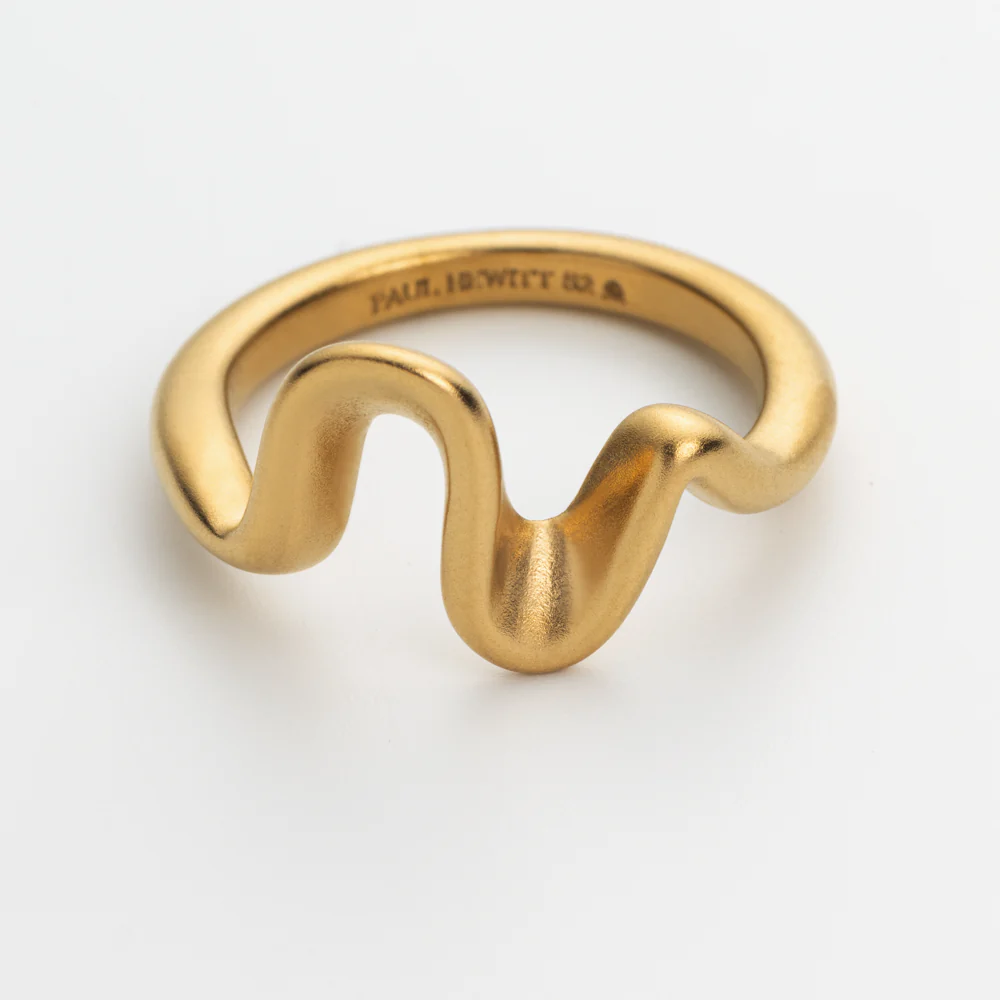 Waves Curve Ring Gold