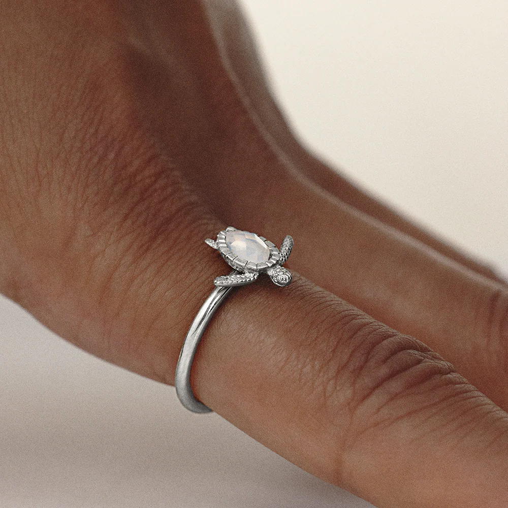 Turtle Ring White Breeze Silver