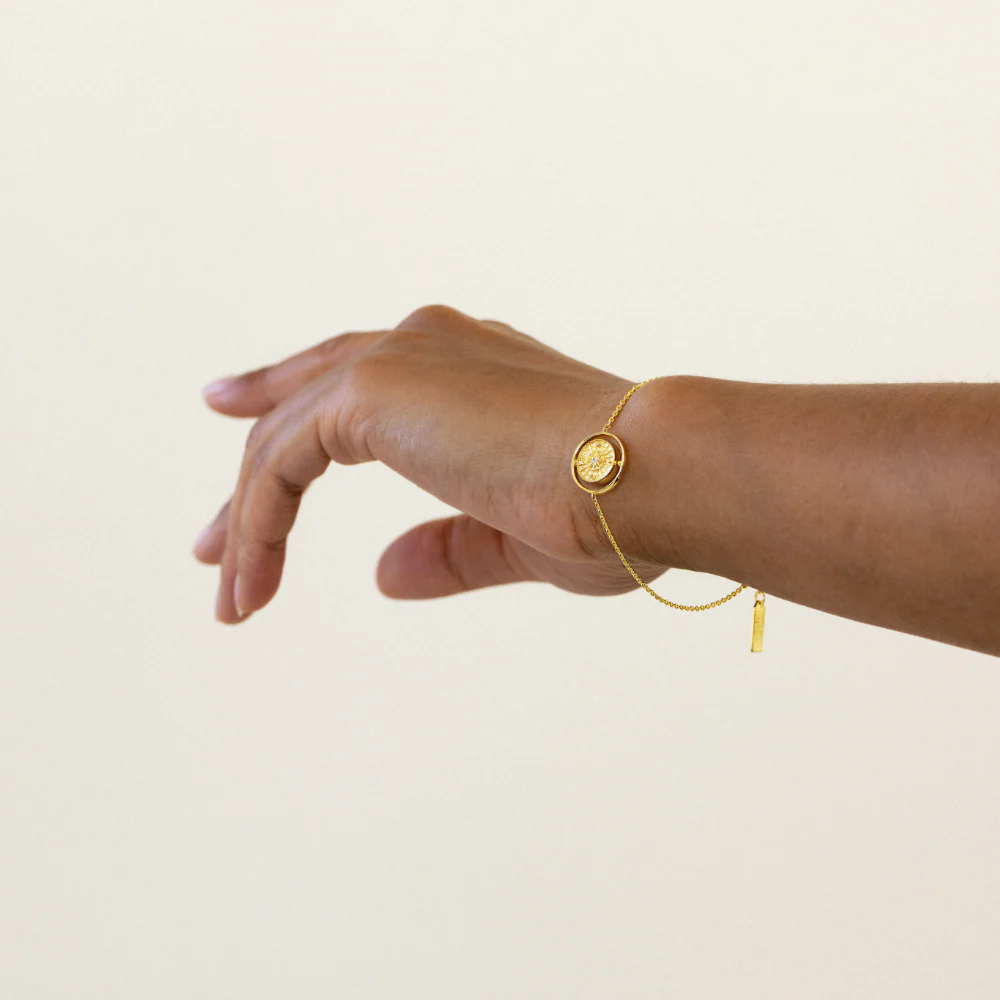 Windrose Twister Bracelet Gold