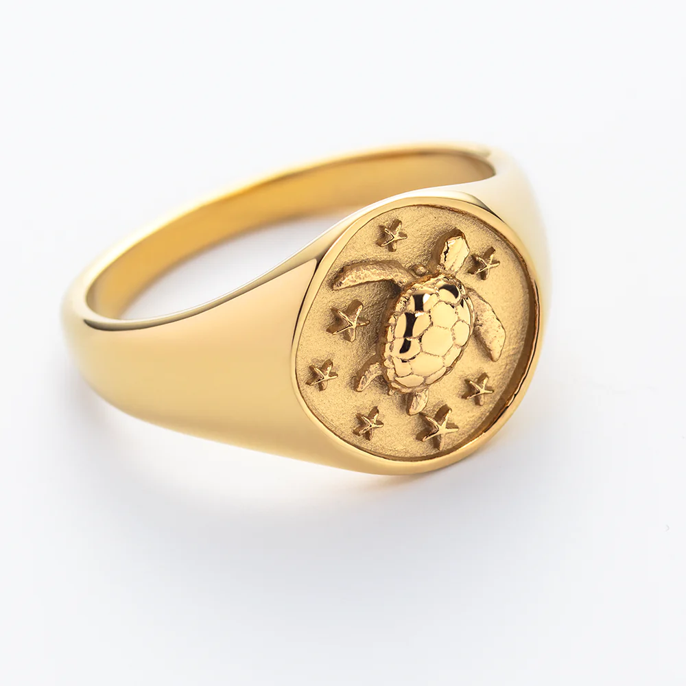 Turtle Signet Ring Gold