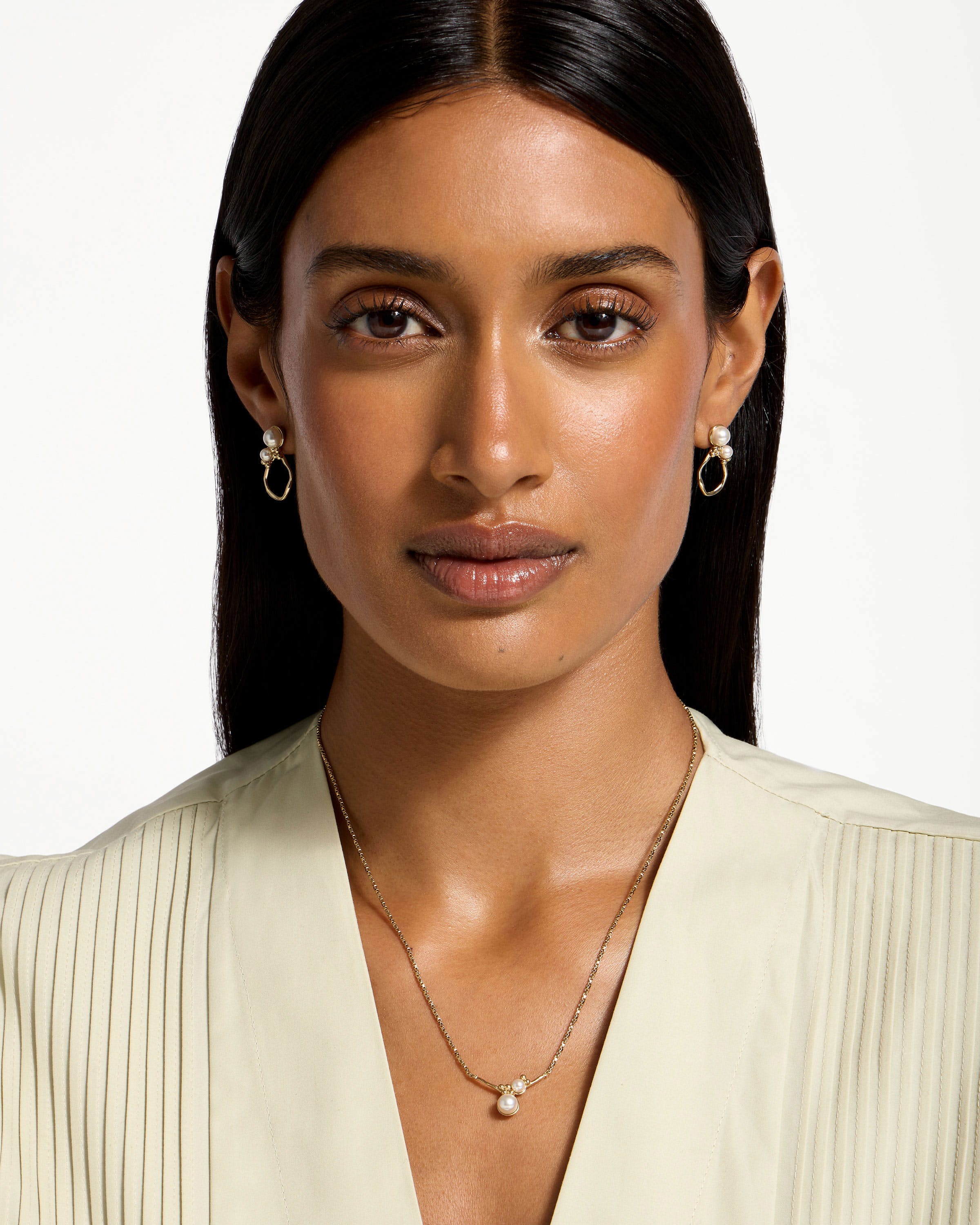 Pearl Cluster Necklace - 22 Carat Gold Gilded