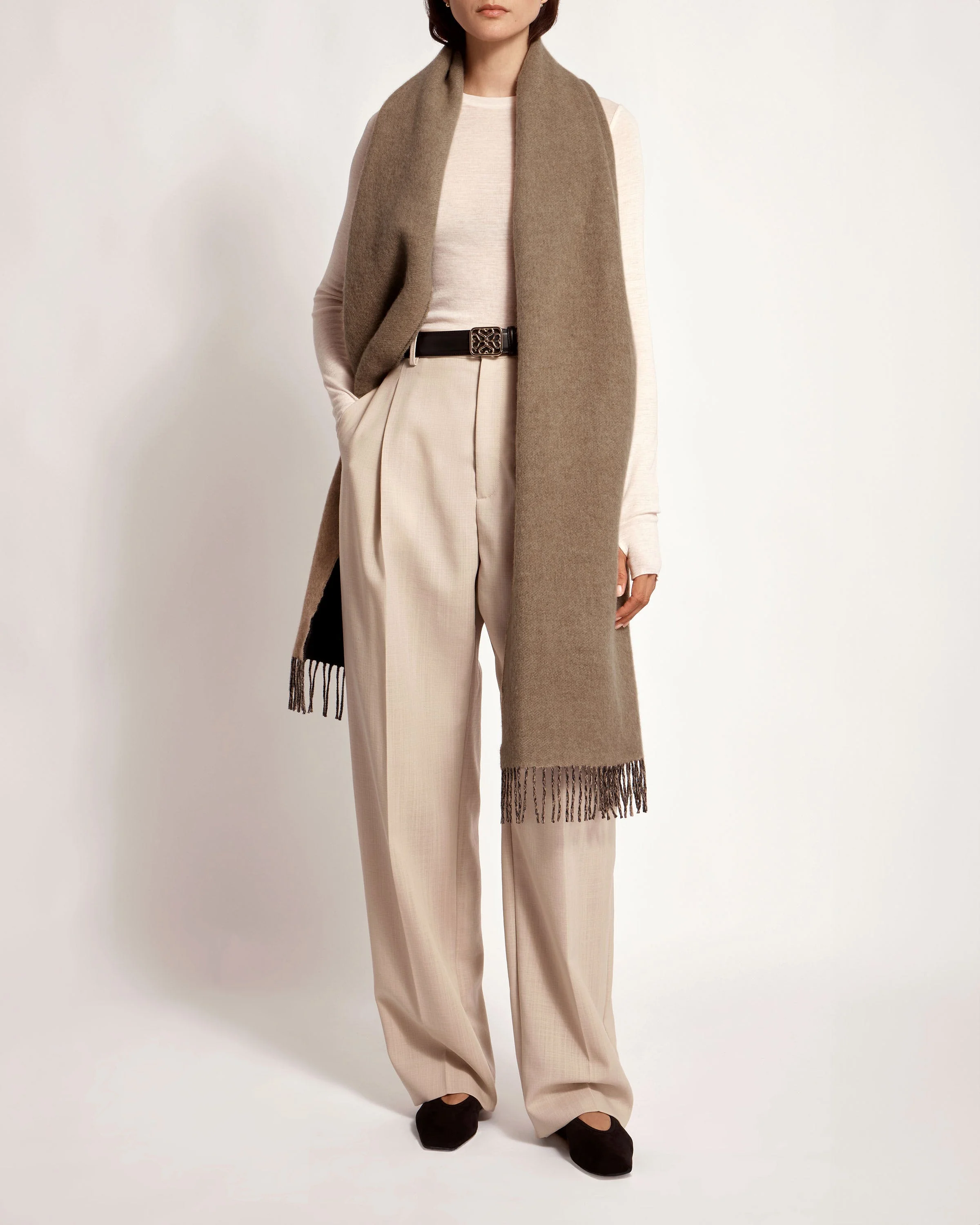 Tassel Scarf - Black/Natural