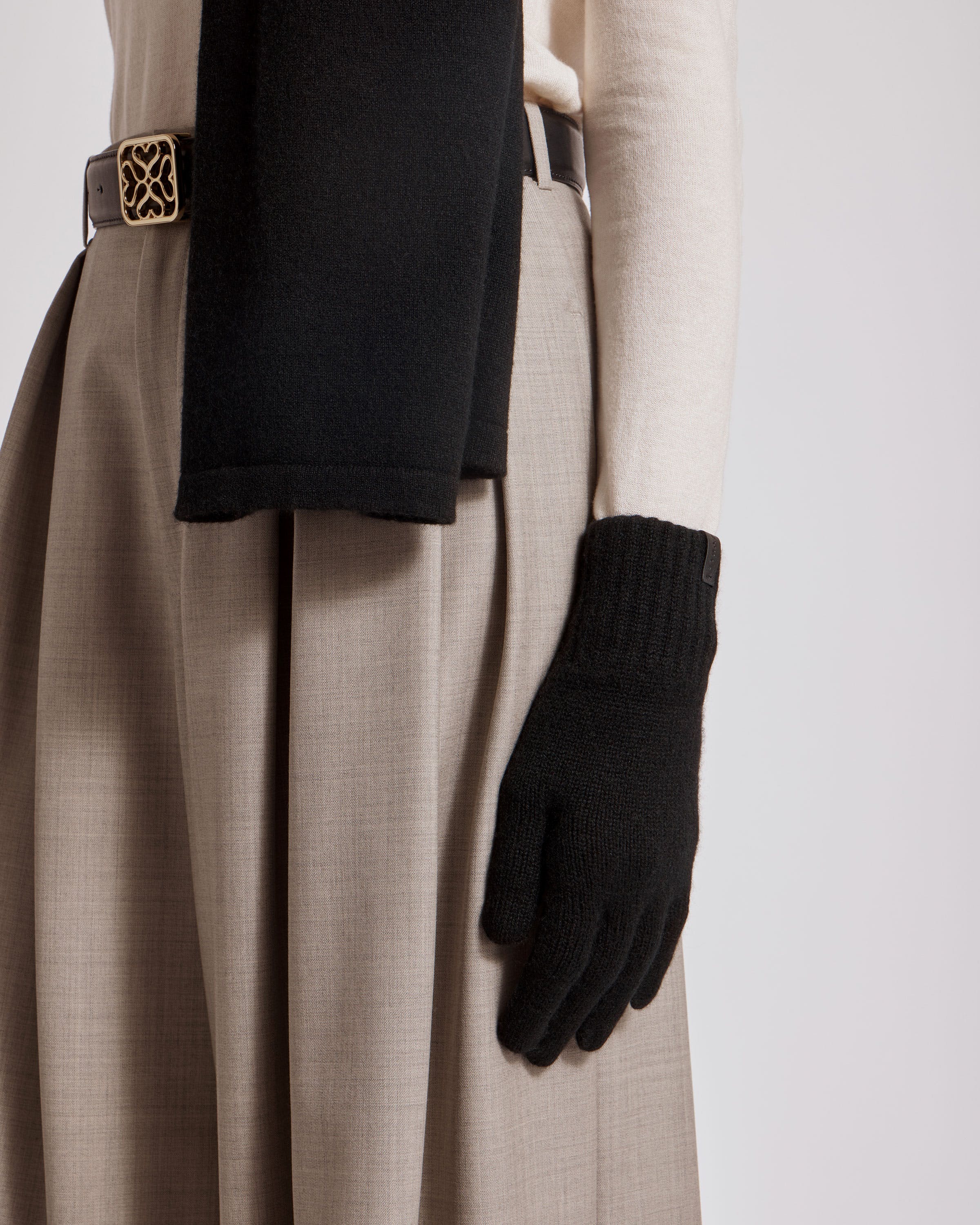 Westray Cashmere Gloves - Black