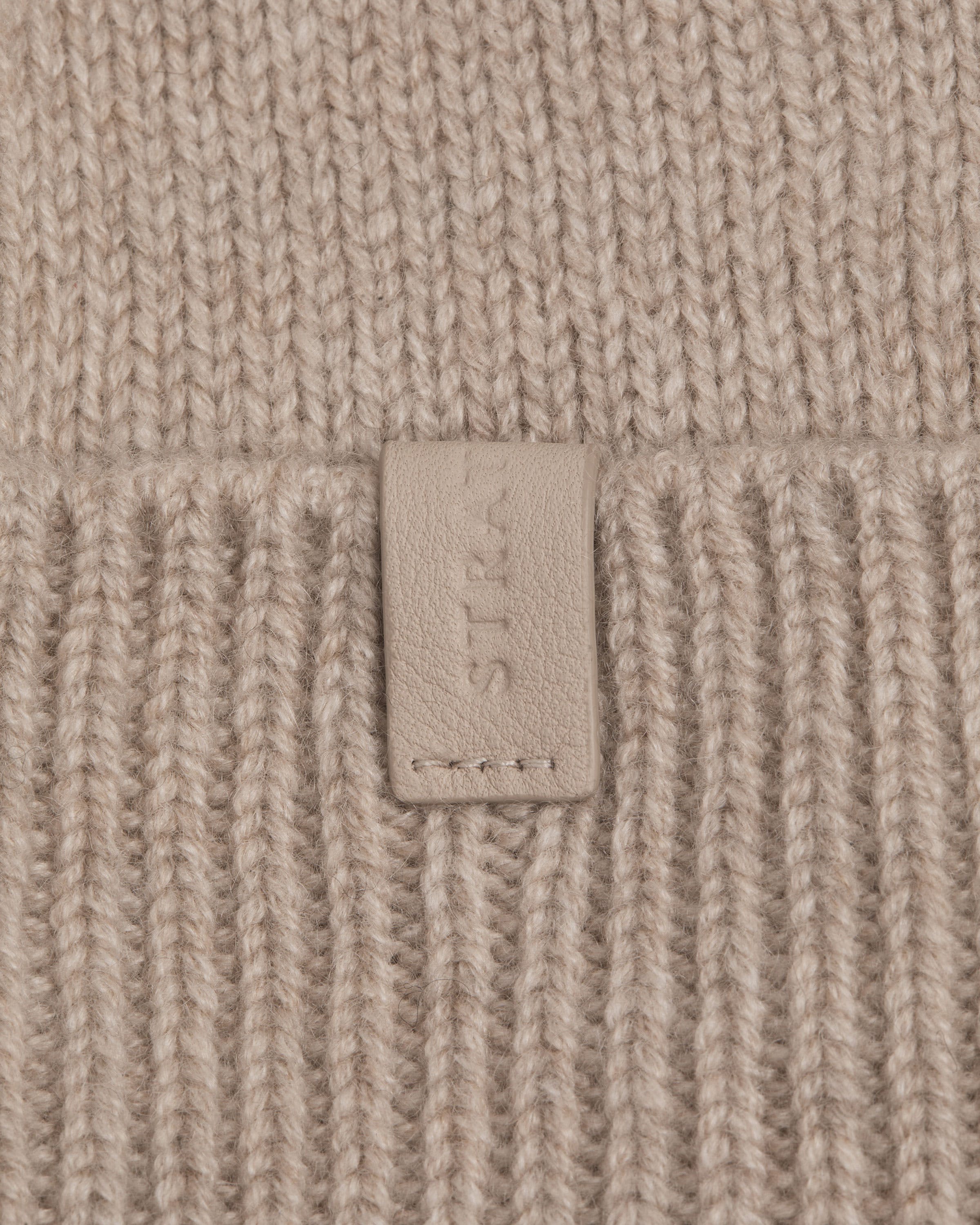 Westray Ribbed Cashmere Beanie - Oat