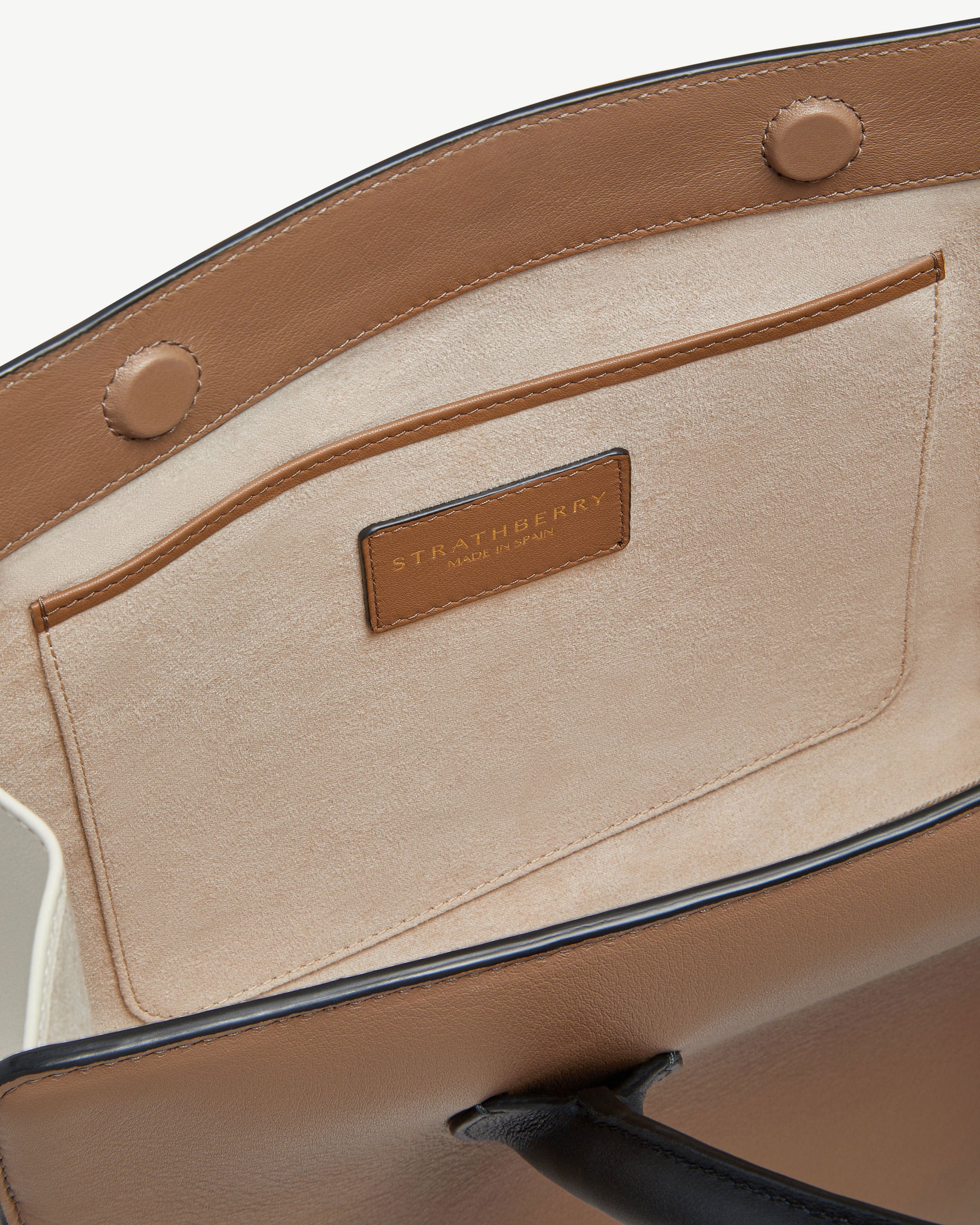 Midi Tote - Clay/White/Black