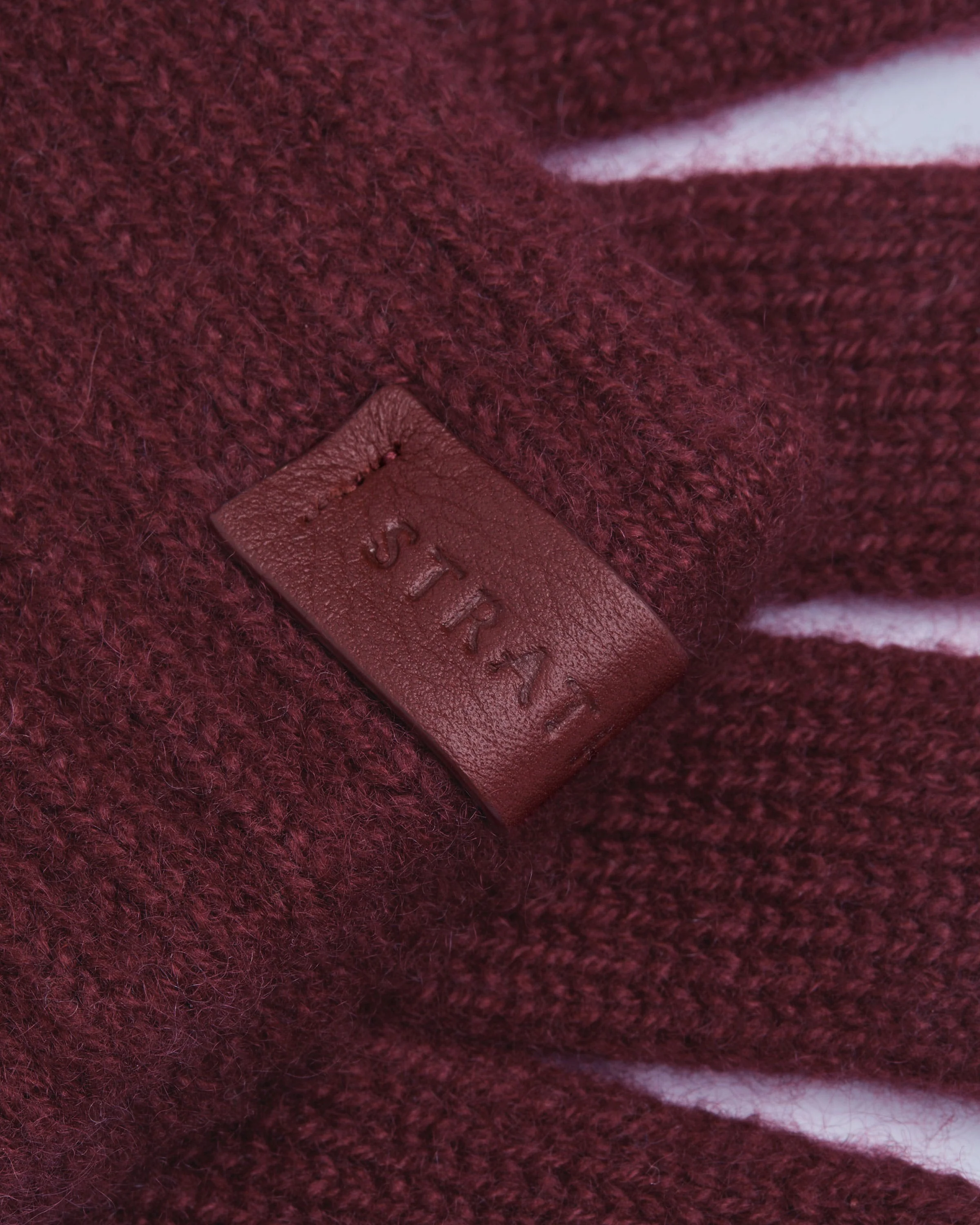 Westray Cashmere Gloves - Oxblood