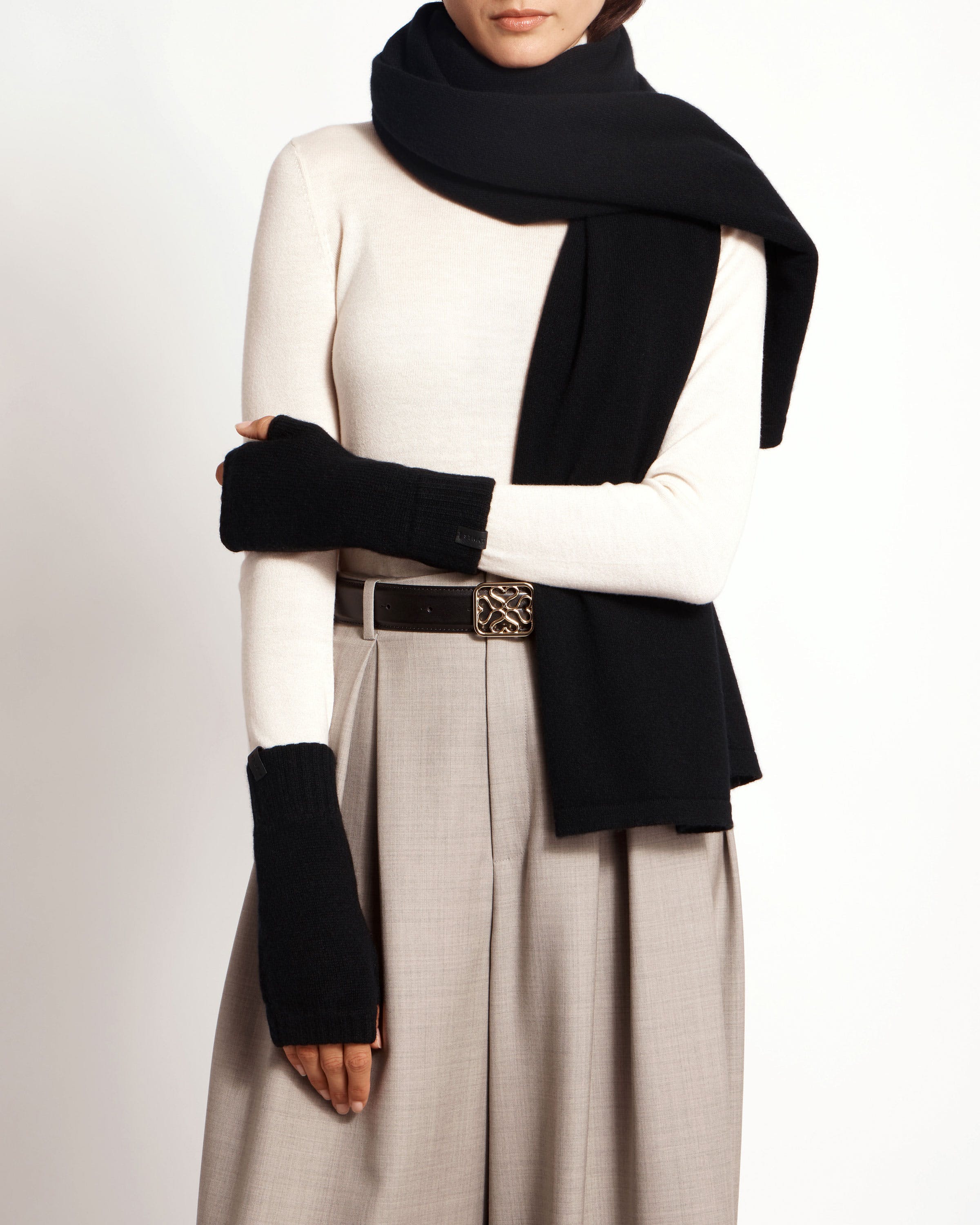 Westray Fingerless Cashmere Gloves - Black