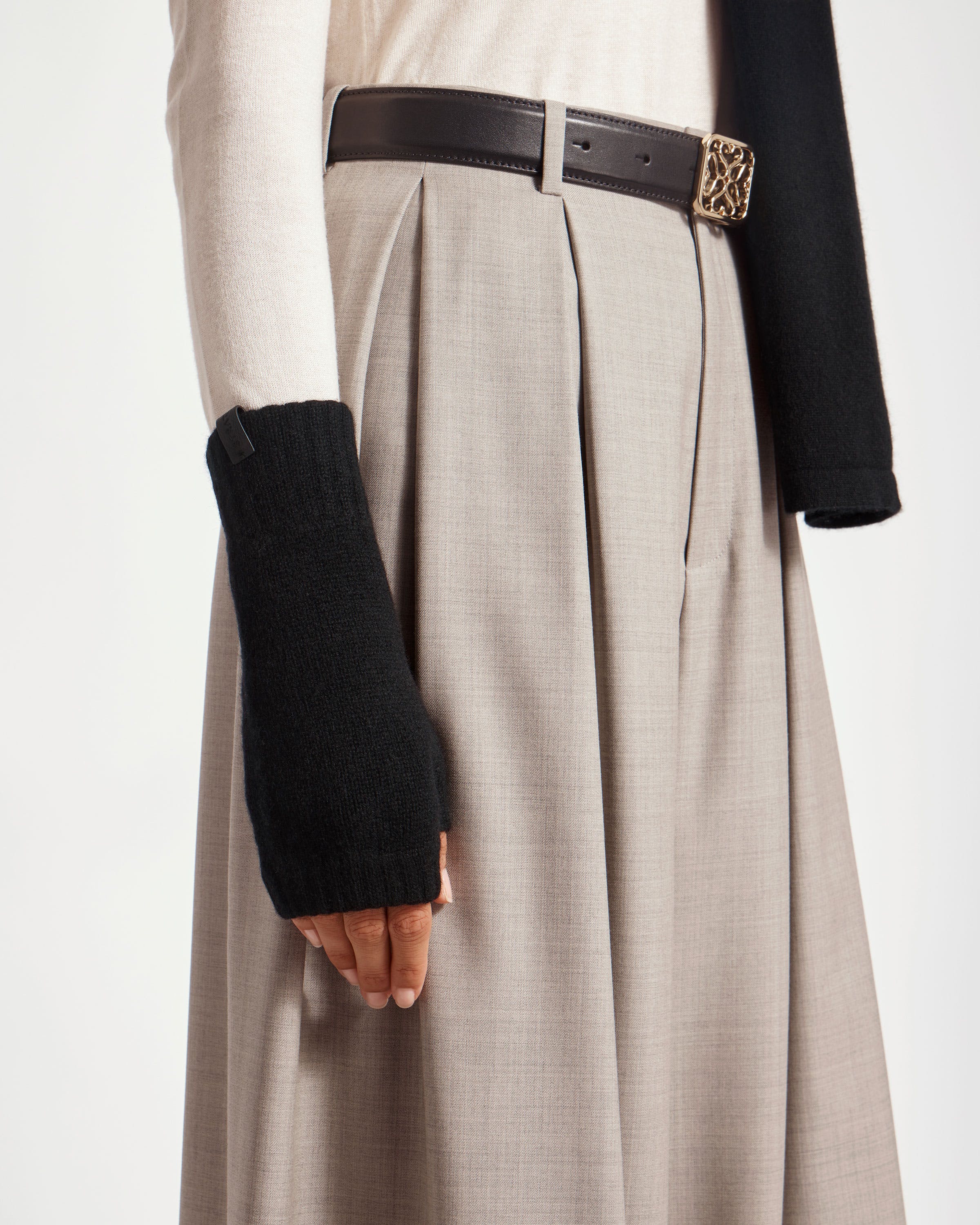 Westray Fingerless Cashmere Gloves - Black