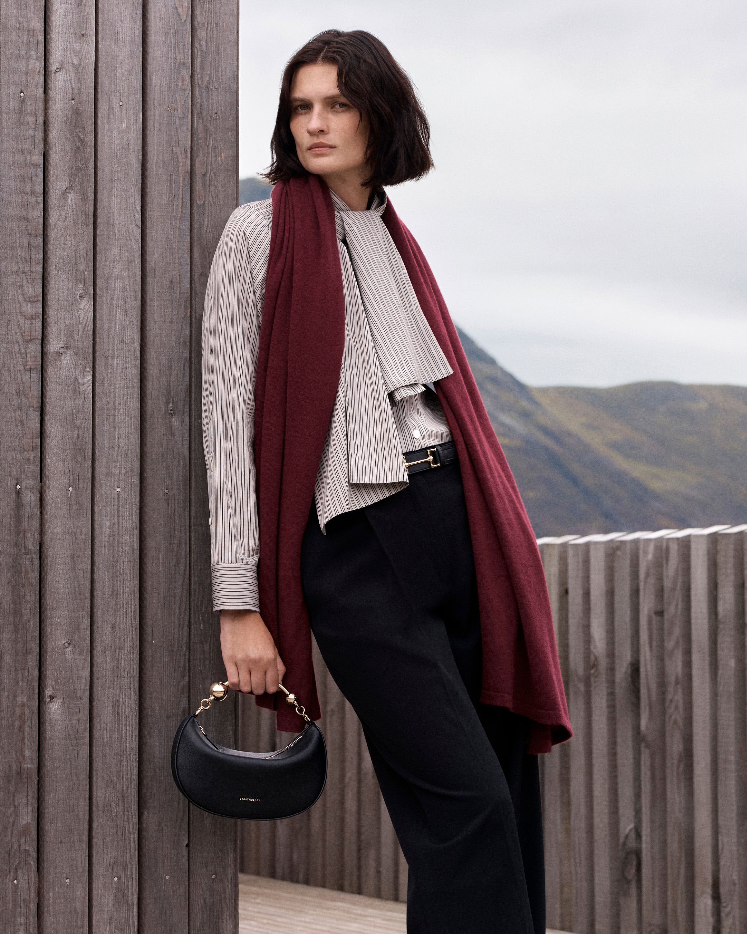 Crescent Moon Mini - Black