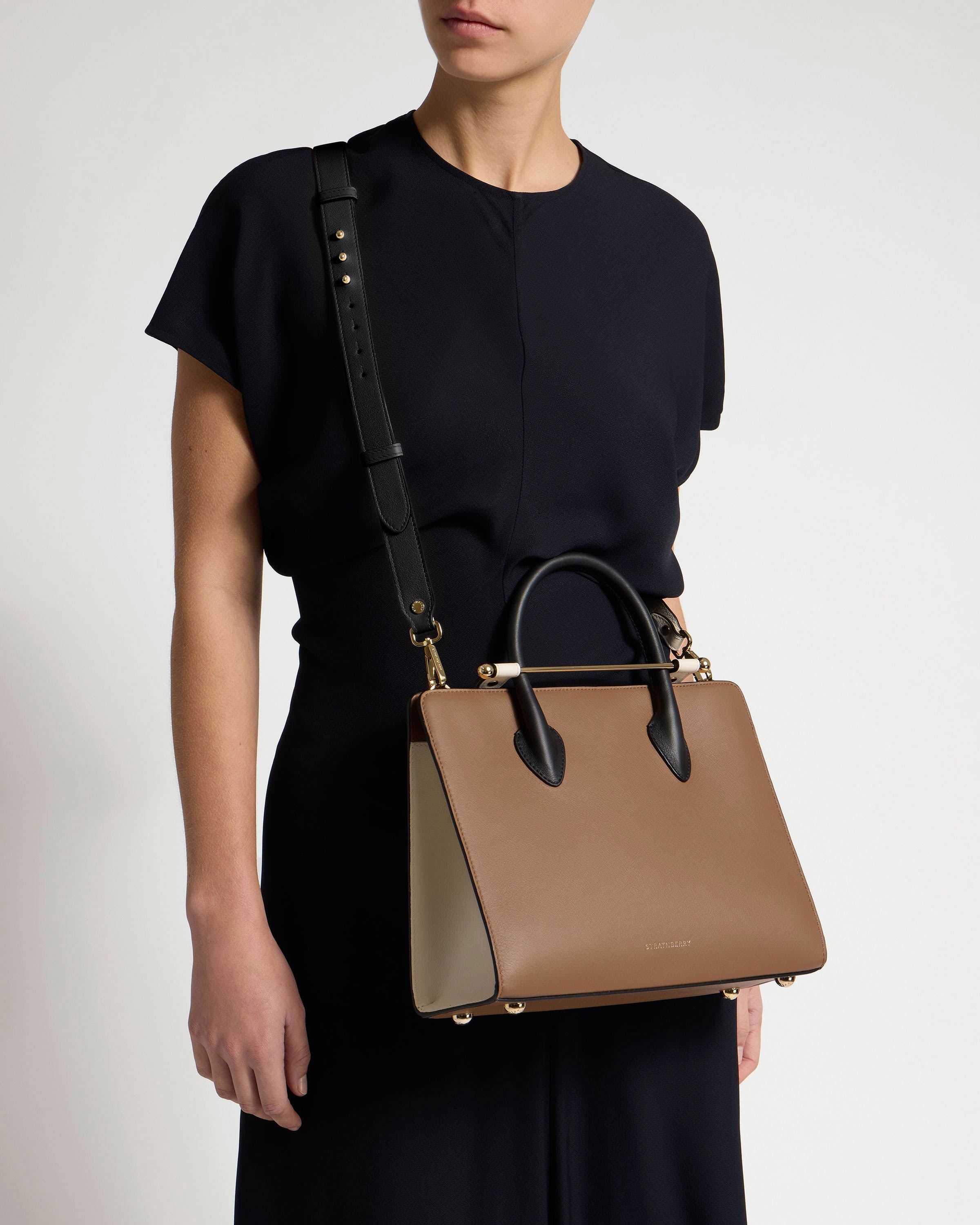 Midi Tote - Clay/White/Black