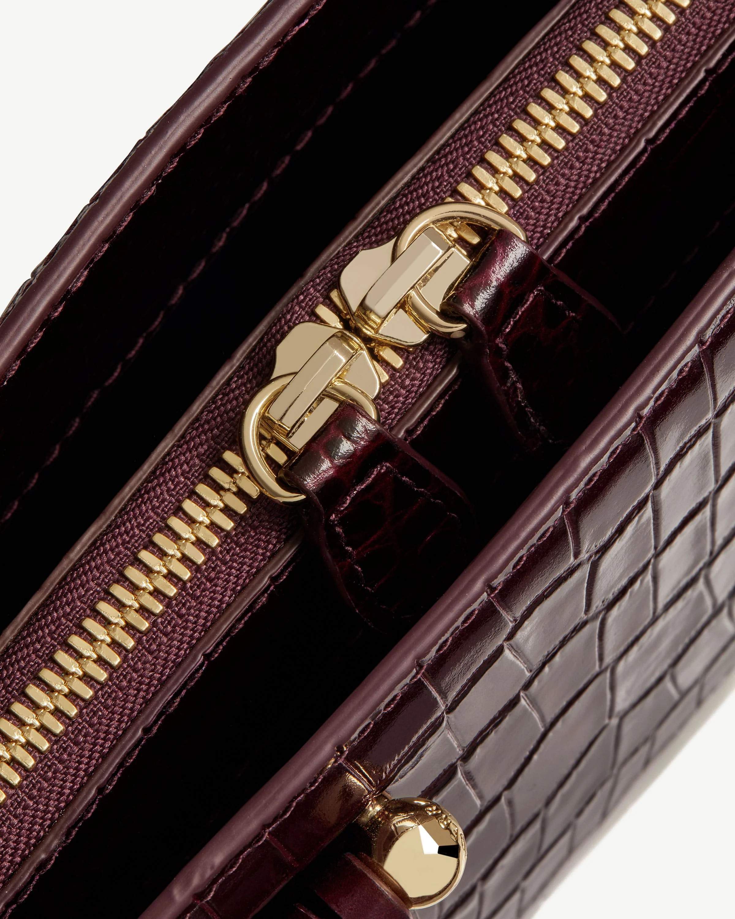 Georgia Mini - Croc-Embossed Leather Burgundy