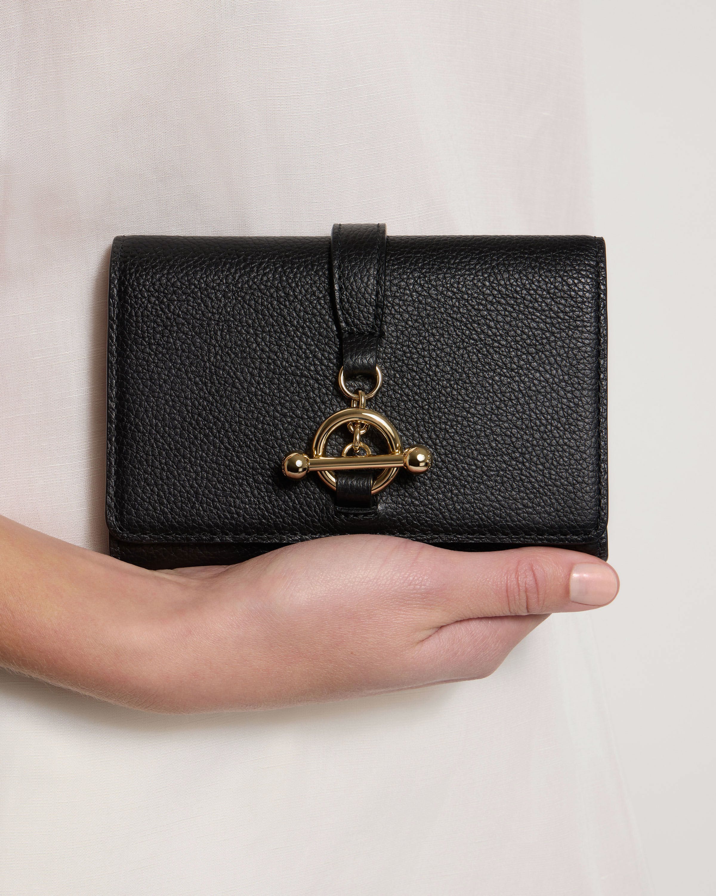 Kite Medium Trifold Wallet - Black