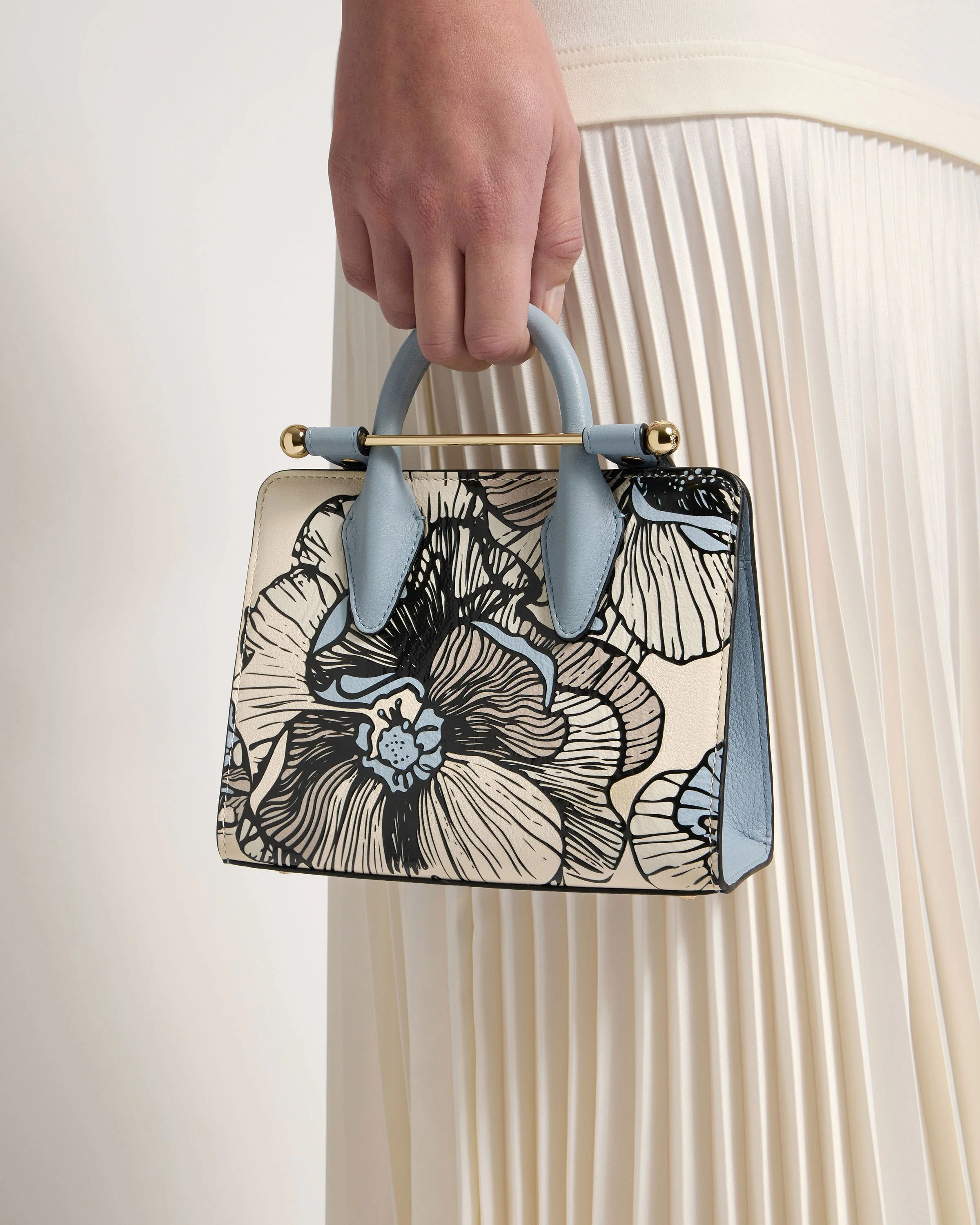 Nano Tote - Floral Vanilla/Dusky Blue