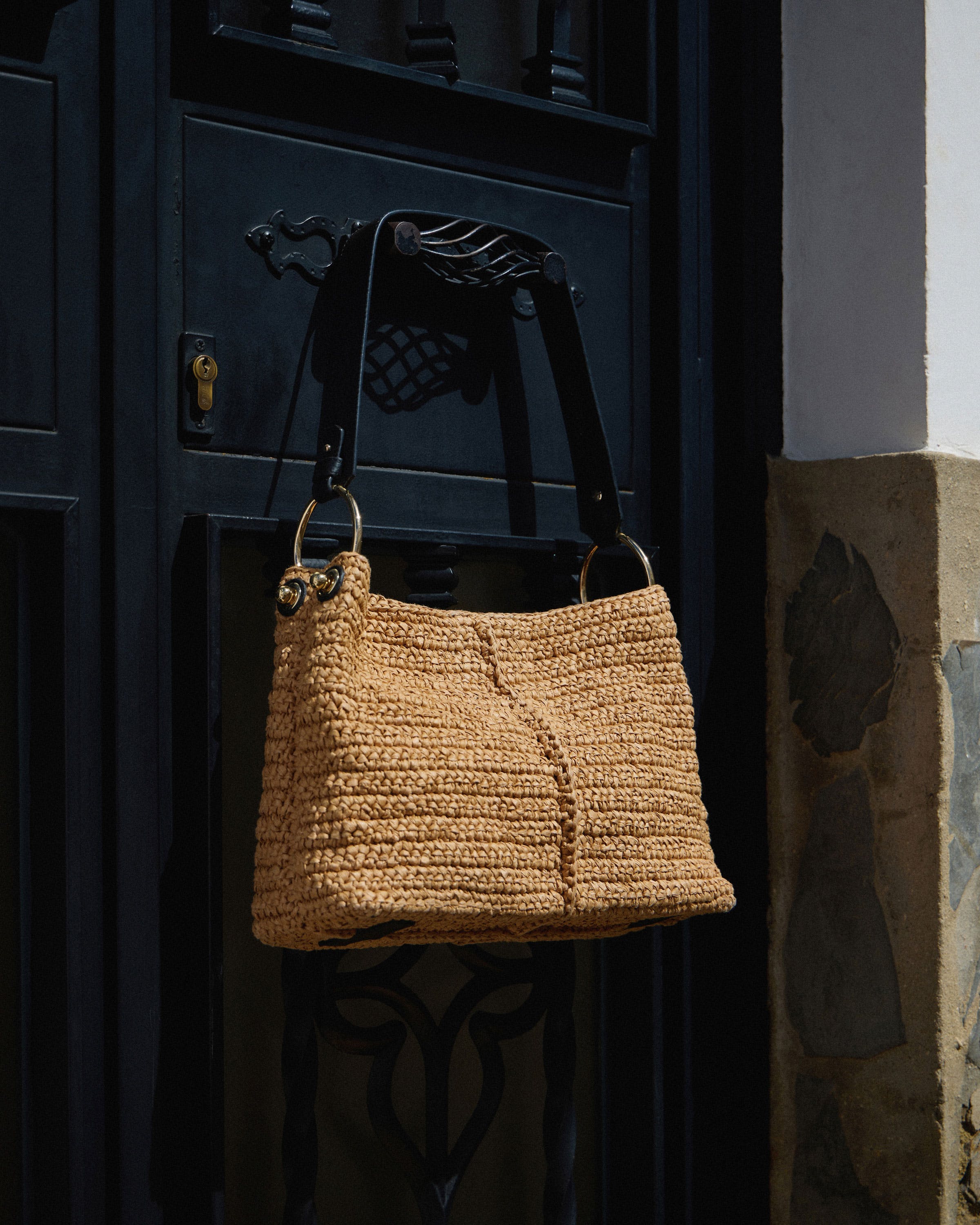 Lana Hobo - Raffia/Black