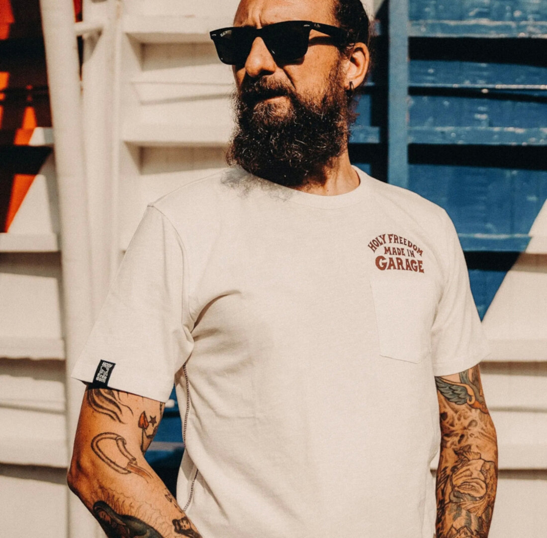 HolyFreedom Pocket Bianca T-Shirt