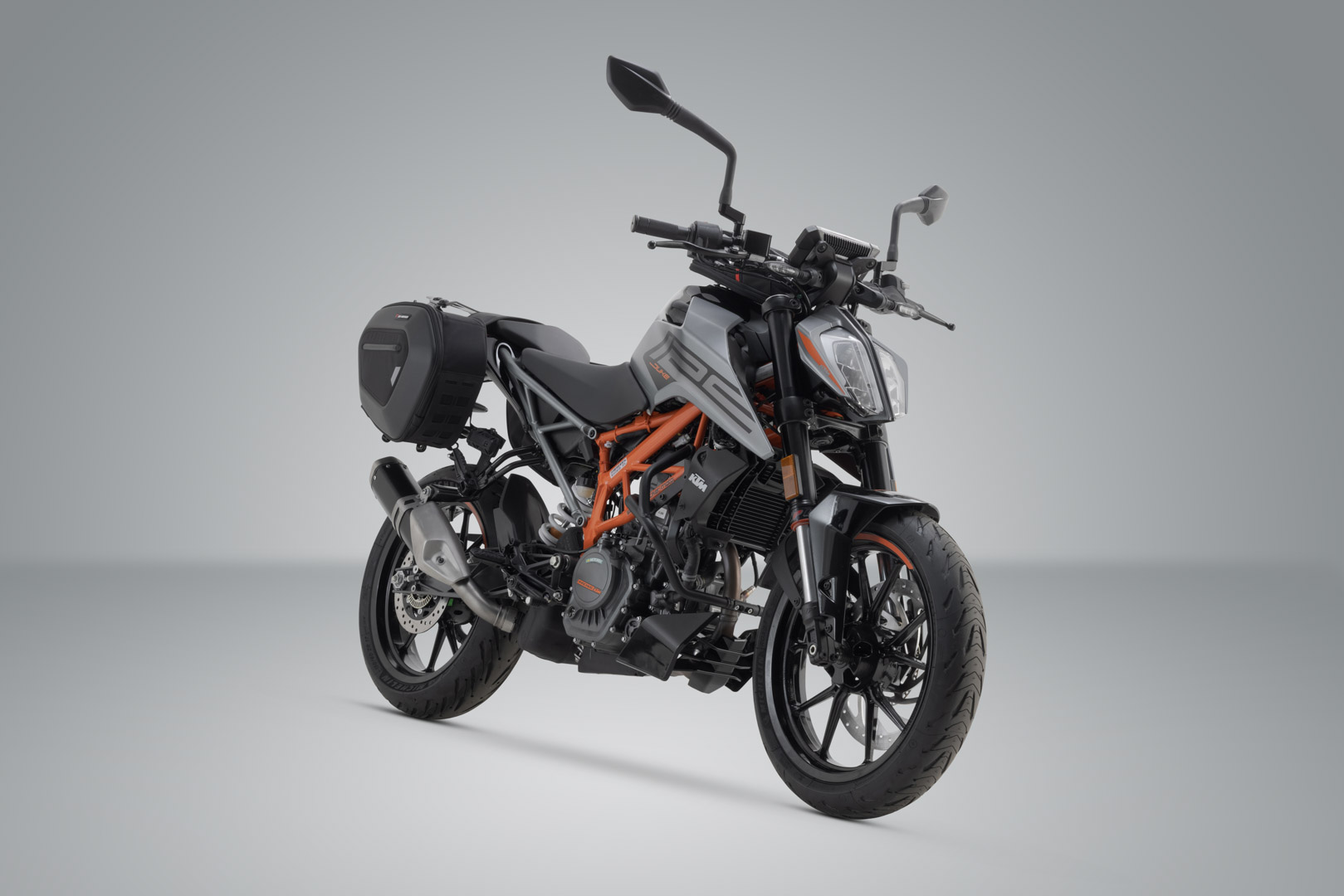 SW-Motech PRO BLAZE H saddlebag set - Black. KTM 125 / 390 Duke (17-23).