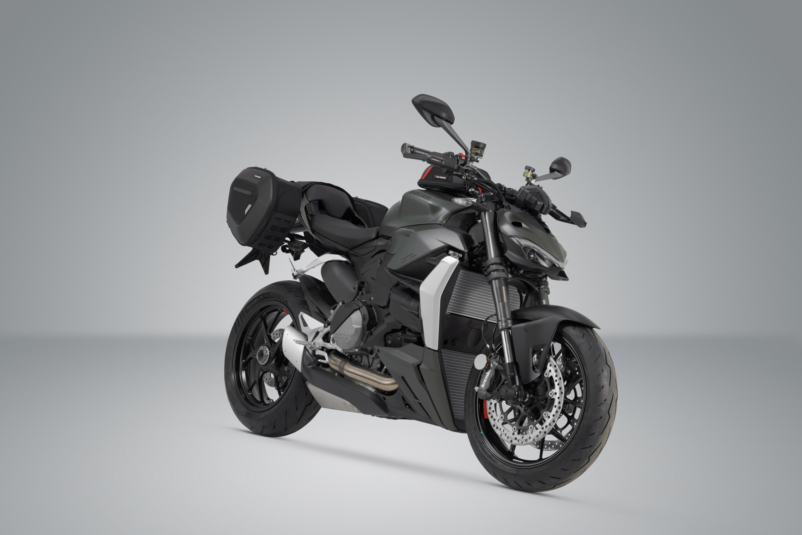 SW-Motech PRO BLAZE H saddlebag set - Black. Ducati Streetfighter V2 (21-).