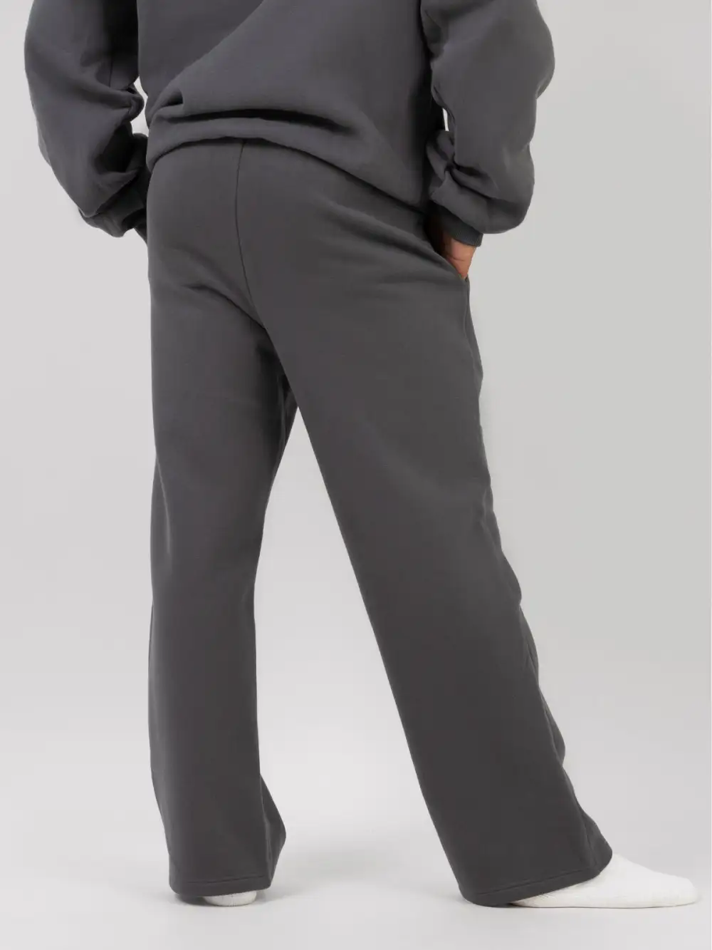 Signature Straight Leg Sweatpants