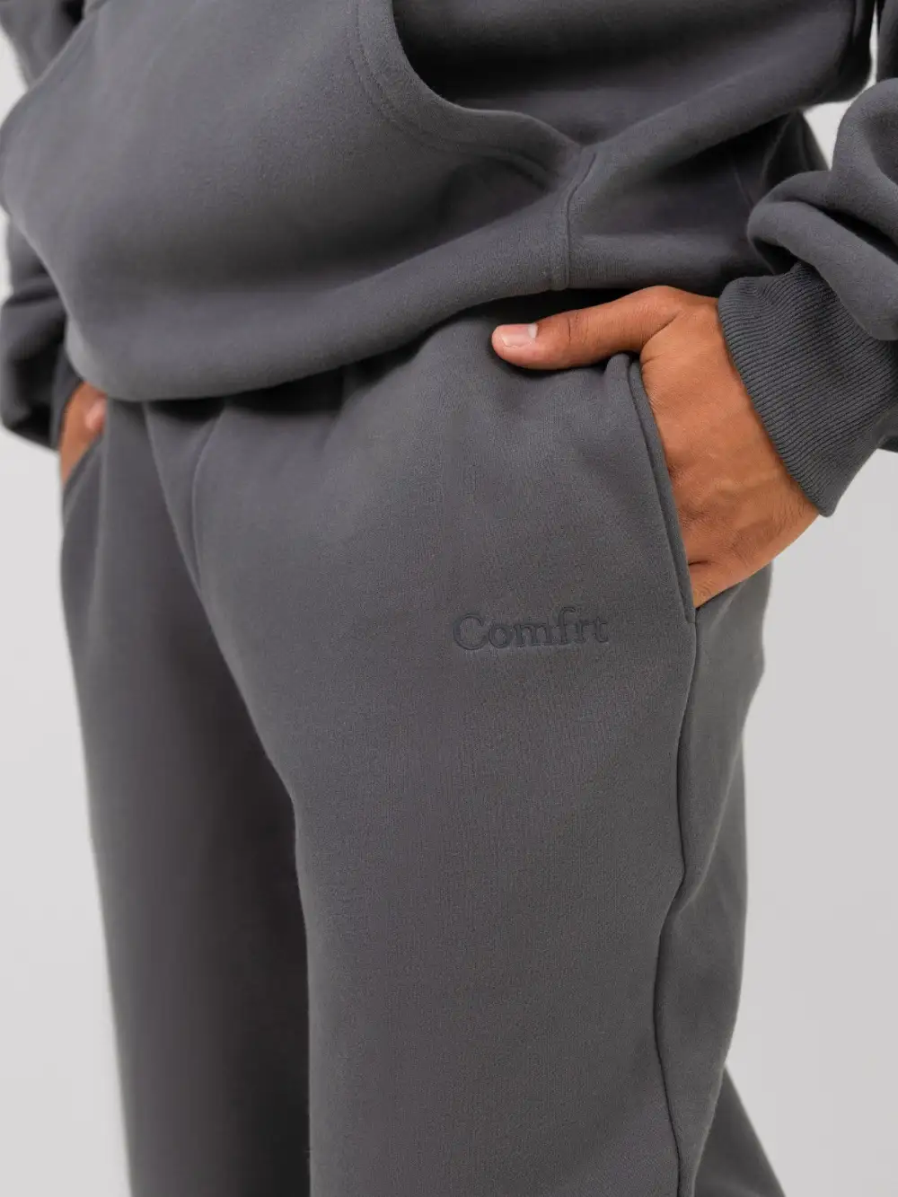 Signature Straight Leg Sweatpants