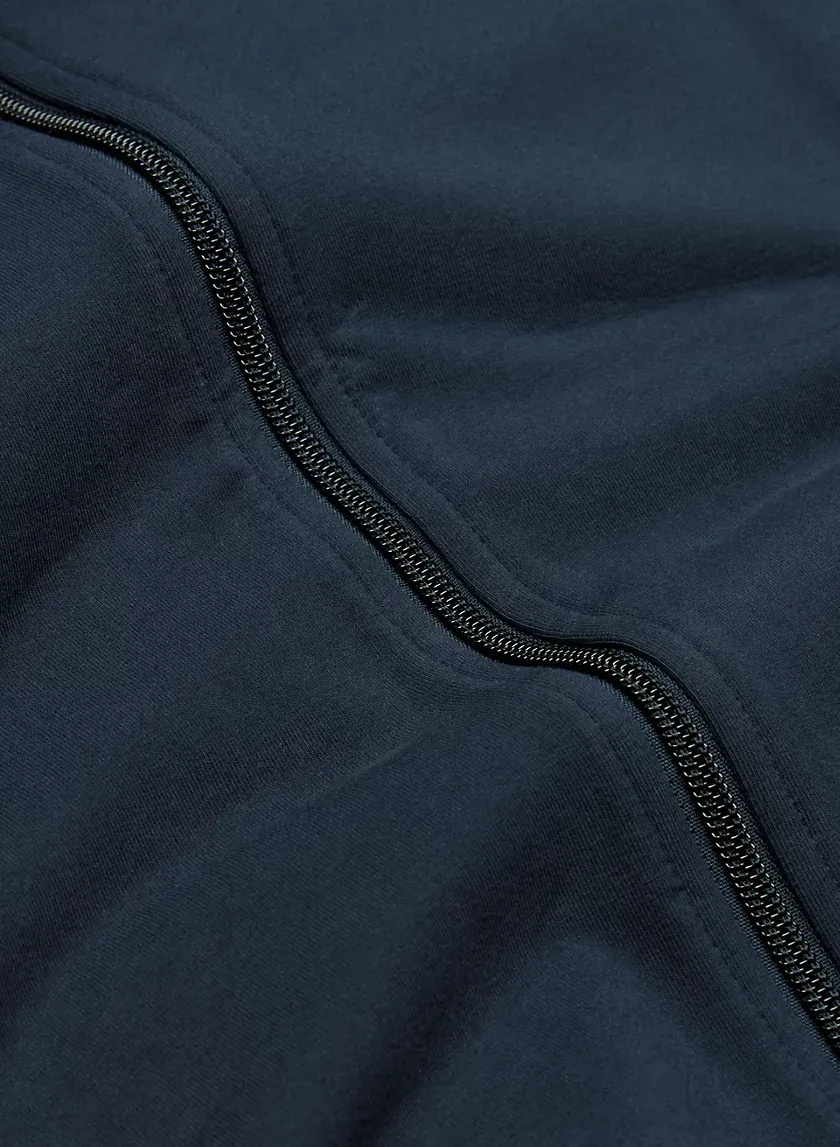 hold-itTM playlist zip-up