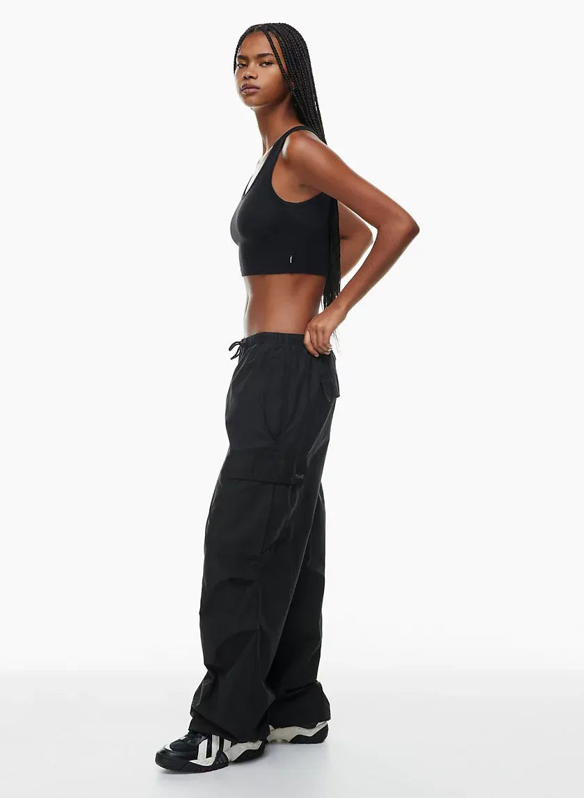 homestretchTM scoopneck cropped tank