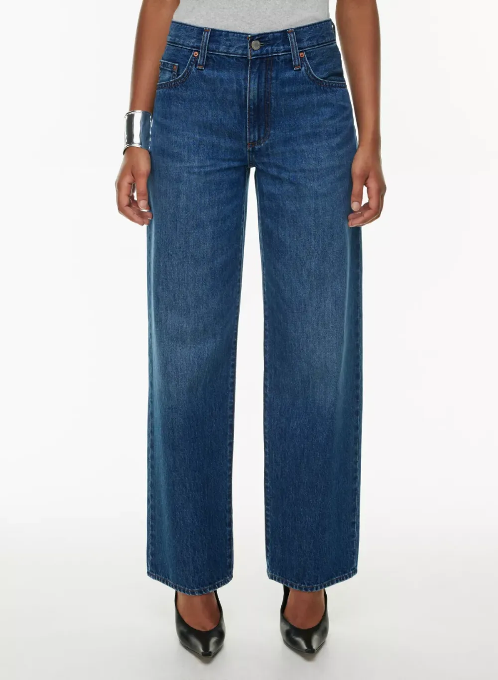 the '90s winona lo-rise wide jean