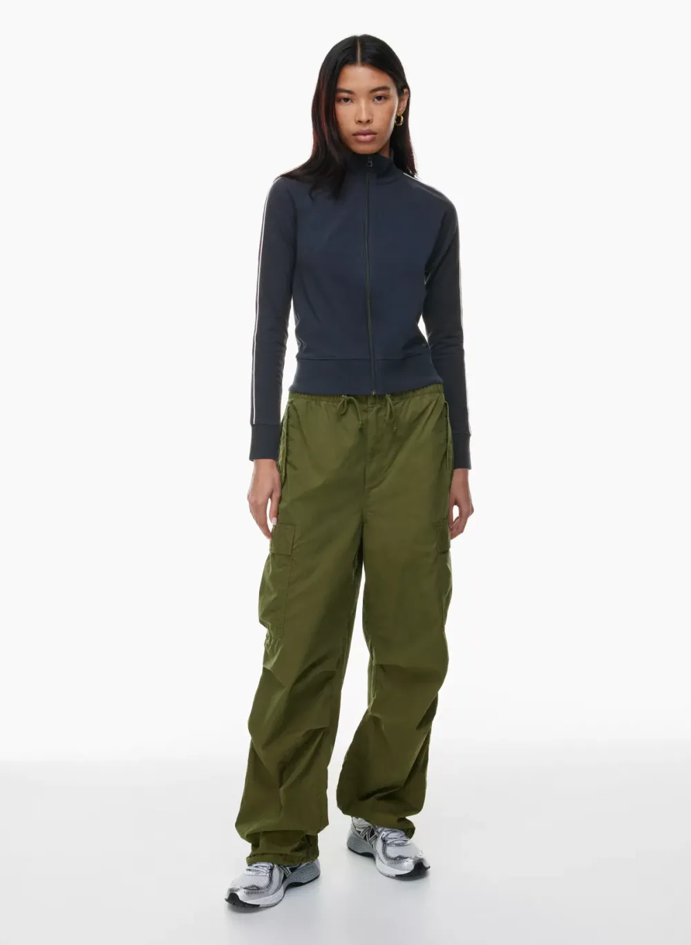 hold-itTM playlist zip-up