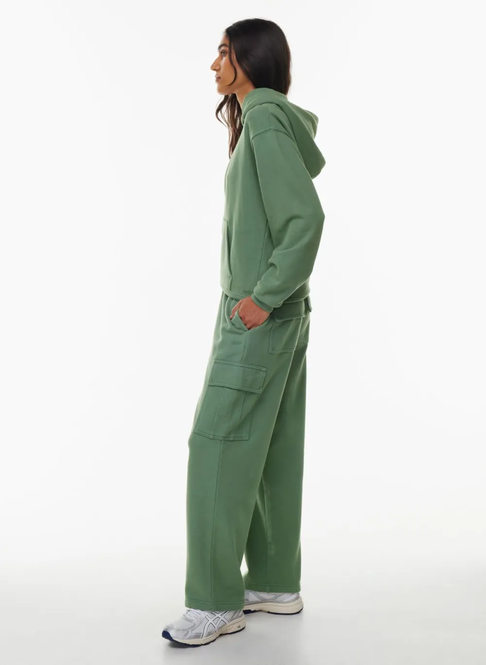 terry fleece mega cargoTM sweatpant